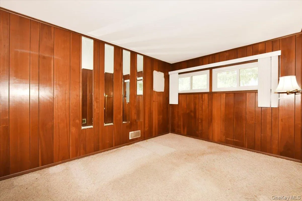 204 Franklin Street, Oyster Bay, NY, 3 Bedrooms Bedrooms, 7 Rooms Rooms,1 BathroomBathrooms,Residential,For Rent,Franklin,0,1042332 204 Franklin Street, Oyster Bay, NY, 3 Bedrooms Bedrooms, 7 Rooms Rooms,1 BathroomBathrooms,Residential,For Rent,Franklin,0,1042332