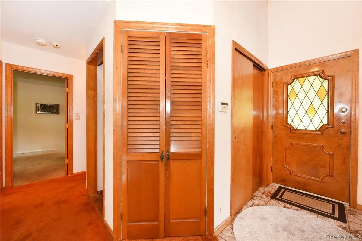 204 Franklin Street, Oyster Bay, NY, 3 Bedrooms Bedrooms, 7 Rooms Rooms,1 BathroomBathrooms,Residential,For Rent,Franklin,0,1042332 204 Franklin Street, Oyster Bay, NY, 3 Bedrooms Bedrooms, 7 Rooms Rooms,1 BathroomBathrooms,Residential,For Rent,Franklin,0,1042332
