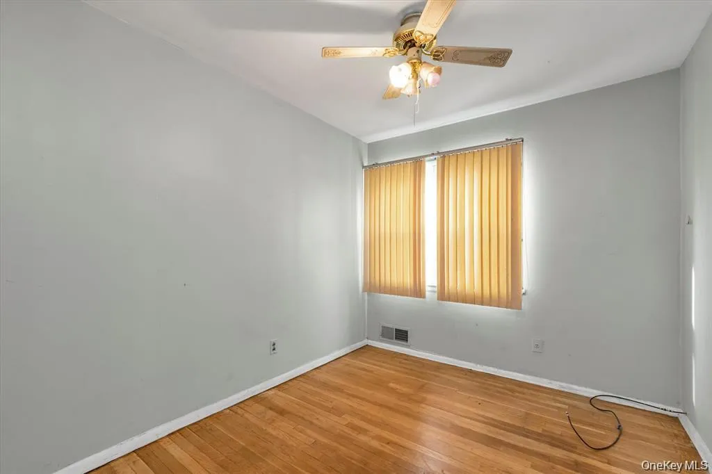 11721 Francis Lewis Boulevard, New York, NY, 3 Bedrooms Bedrooms, 7 Rooms Rooms,1 BathroomBathrooms,Residential,For Rent,Francis Lewis,0,1042336 11721 Francis Lewis Boulevard, New York, NY, 3 Bedrooms Bedrooms, 7 Rooms Rooms,1 BathroomBathrooms,Residential,For Rent,Francis Lewis,0,1042336