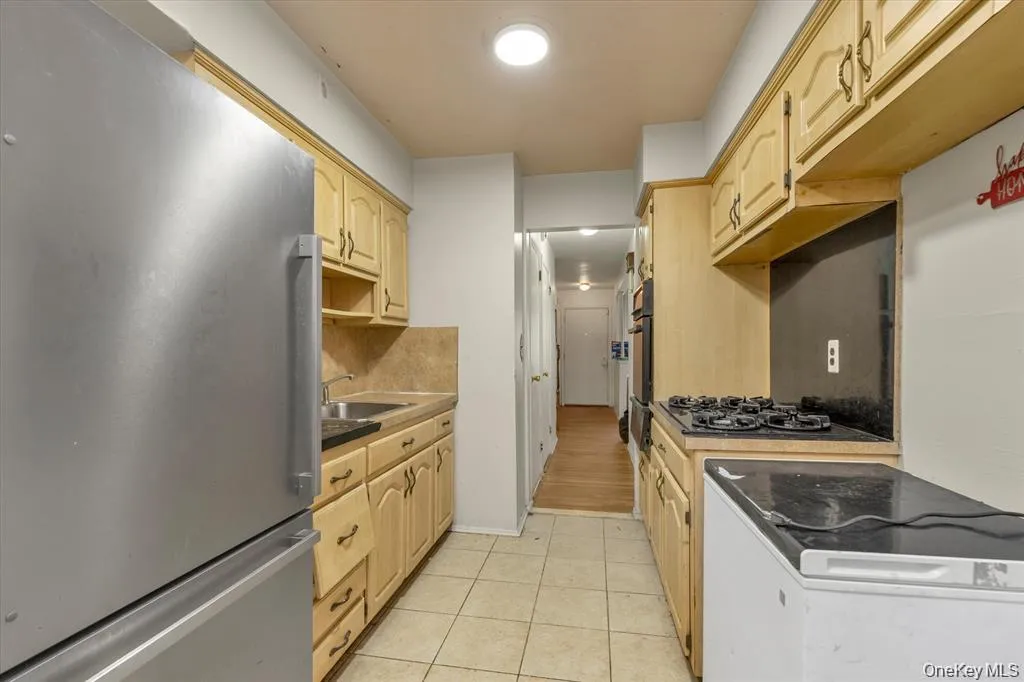 11721 Francis Lewis Boulevard, New York, NY, 3 Bedrooms Bedrooms, 7 Rooms Rooms,1 BathroomBathrooms,Residential,For Rent,Francis Lewis,0,1042336 11721 Francis Lewis Boulevard, New York, NY, 3 Bedrooms Bedrooms, 7 Rooms Rooms,1 BathroomBathrooms,Residential,For Rent,Francis Lewis,0,1042336