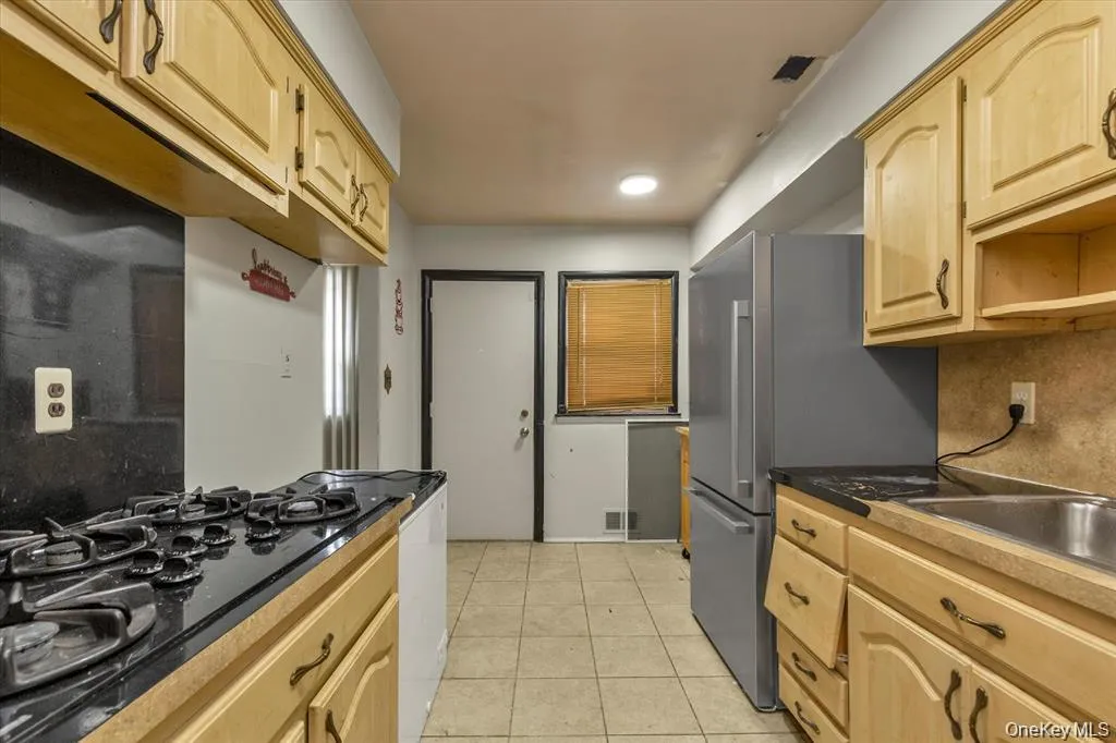 11721 Francis Lewis Boulevard, New York, NY, 3 Bedrooms Bedrooms, 7 Rooms Rooms,1 BathroomBathrooms,Residential,For Rent,Francis Lewis,0,1042336 11721 Francis Lewis Boulevard, New York, NY, 3 Bedrooms Bedrooms, 7 Rooms Rooms,1 BathroomBathrooms,Residential,For Rent,Francis Lewis,0,1042336