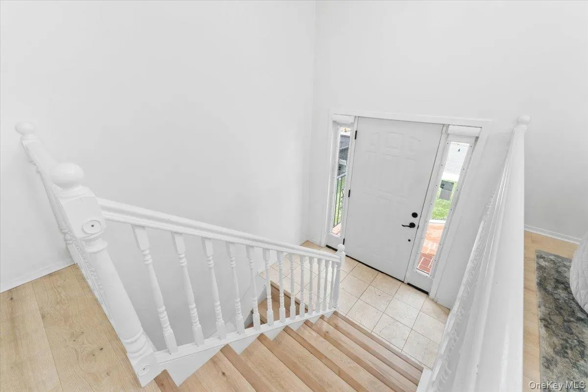 15 Church Street, North Hempstead, NY, 5 Bedrooms Bedrooms, 9 Rooms Rooms,3 BathroomsBathrooms,Residential,For Rent,Church,0,1042338 15 Church Street, North Hempstead, NY, 5 Bedrooms Bedrooms, 9 Rooms Rooms,3 BathroomsBathrooms,Residential,For Rent,Church,0,1042338