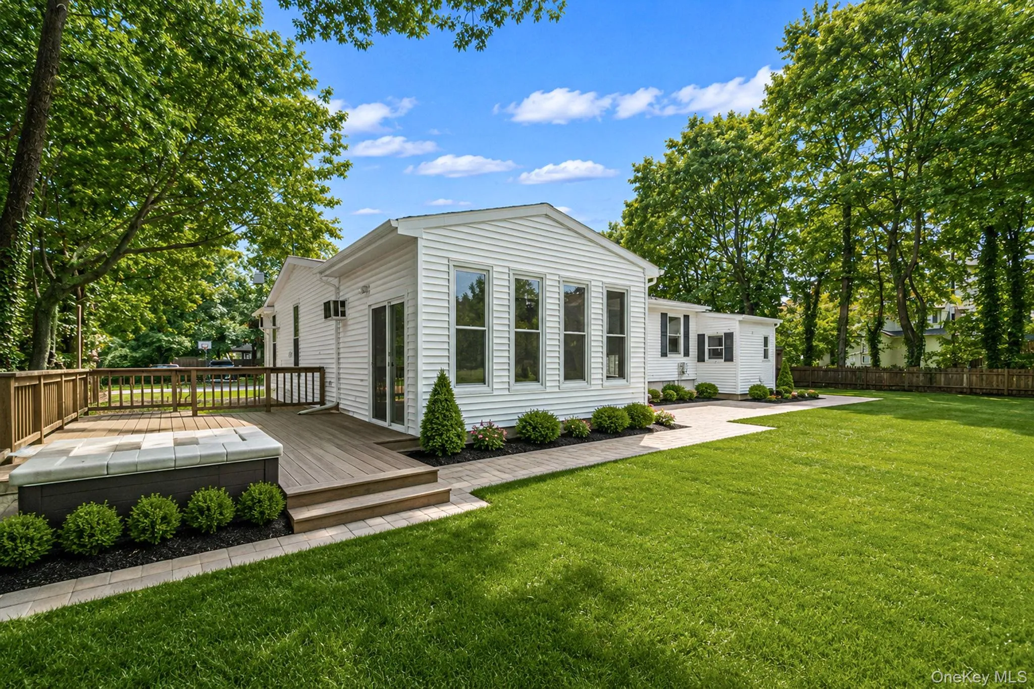 2356 Walnut Avenue, Islip, NY, 4 Bedrooms Bedrooms, 8 Rooms Rooms,3 BathroomsBathrooms,Residential,For Rent,Walnut,0,1042345 2356 Walnut Avenue, Islip, NY, 4 Bedrooms Bedrooms, 8 Rooms Rooms,3 BathroomsBathrooms,Residential,For Rent,Walnut,0,1042345