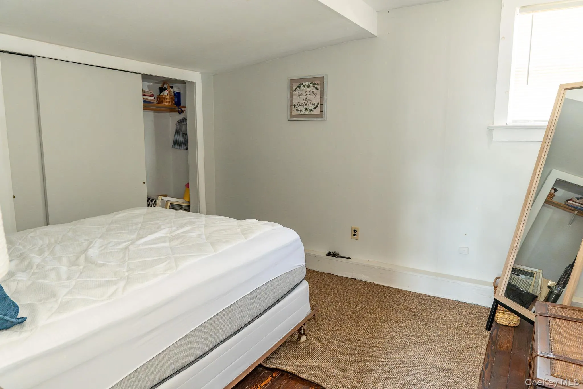 Seasonal Cottage Bedroom Seasonal Cottage Bedroom