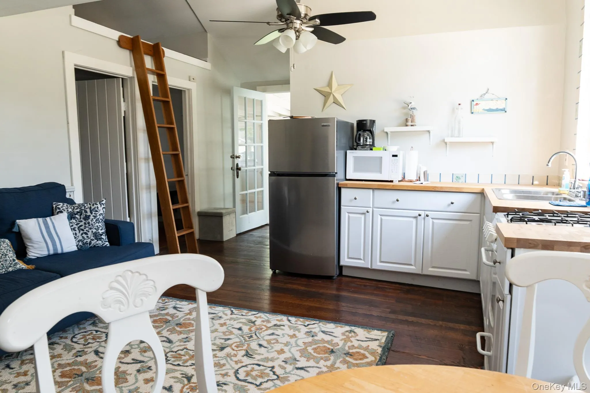 1405 Bay Avenue, Southold, NY, 2 Bedrooms Bedrooms, 5 Rooms Rooms,2 BathroomsBathrooms,Residential,For Rent,Bay,0,1042346 1405 Bay Avenue, Southold, NY, 2 Bedrooms Bedrooms, 5 Rooms Rooms,2 BathroomsBathrooms,Residential,For Rent,Bay,0,1042346