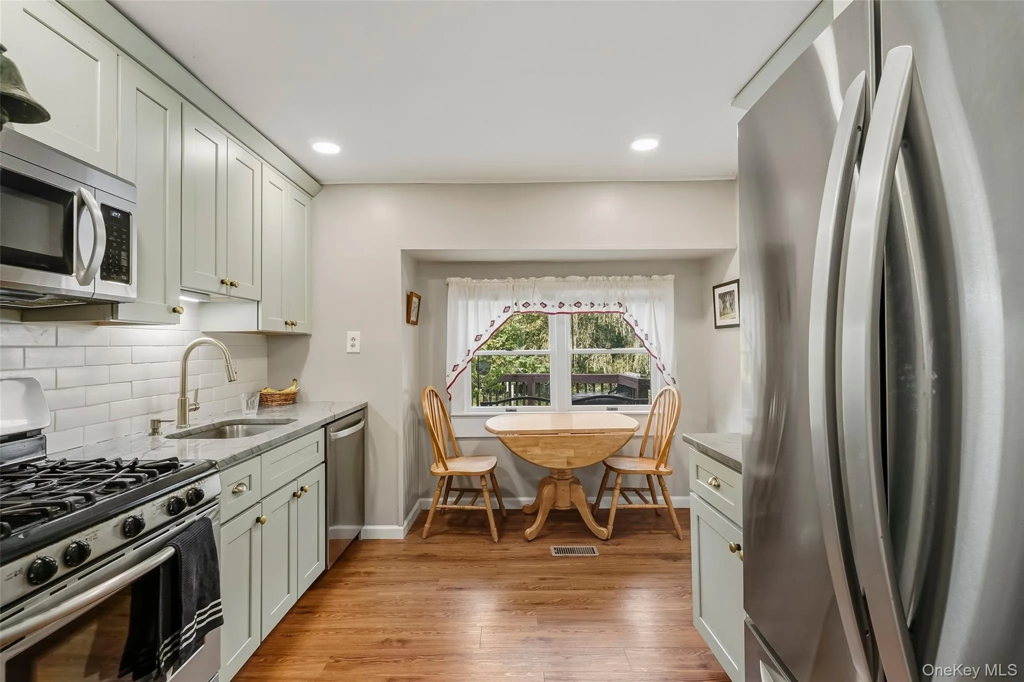 929 Freedom Plains Road, La Grange, NY, 3 Bedrooms Bedrooms, 6 Rooms Rooms,1 BathroomBathrooms,Residential,For Rent,Freedom Plains,0,1042347 929 Freedom Plains Road, La Grange, NY, 3 Bedrooms Bedrooms, 6 Rooms Rooms,1 BathroomBathrooms,Residential,For Rent,Freedom Plains,0,1042347