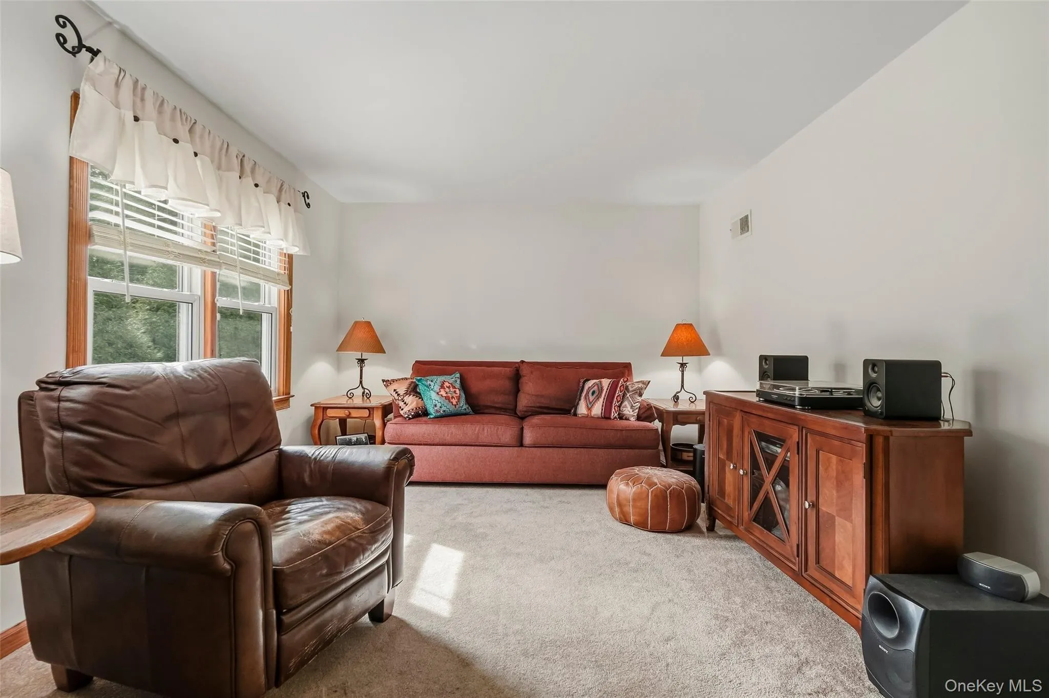 929 Freedom Plains Road, La Grange, NY, 3 Bedrooms Bedrooms, 6 Rooms Rooms,1 BathroomBathrooms,Residential,For Rent,Freedom Plains,0,1042347 929 Freedom Plains Road, La Grange, NY, 3 Bedrooms Bedrooms, 6 Rooms Rooms,1 BathroomBathrooms,Residential,For Rent,Freedom Plains,0,1042347