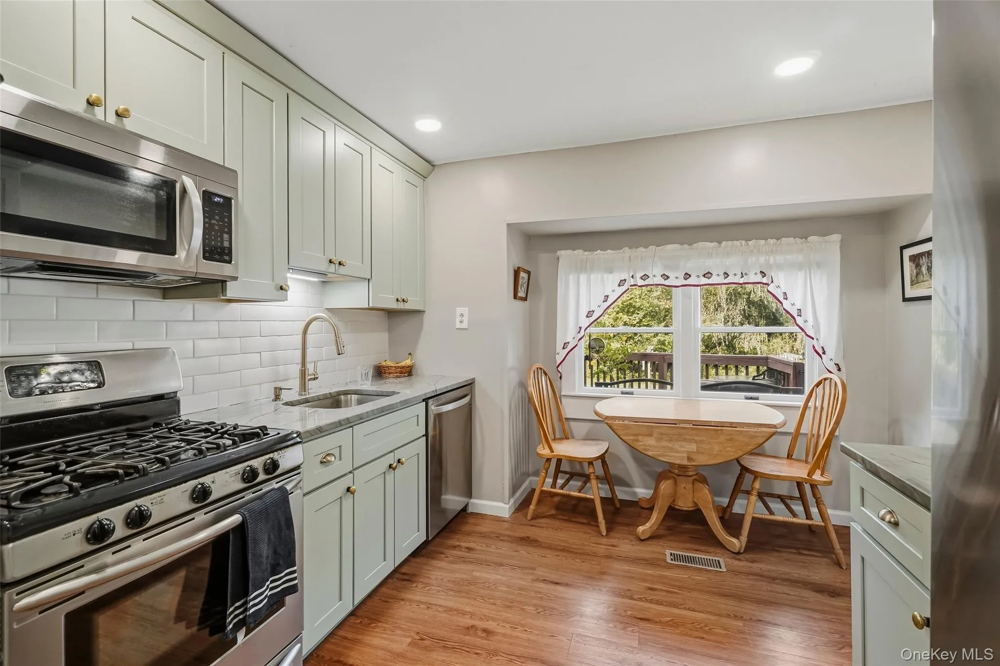 929 Freedom Plains Road, La Grange, NY, 3 Bedrooms Bedrooms, 6 Rooms Rooms,1 BathroomBathrooms,Residential,For Rent,Freedom Plains,0,1042347 929 Freedom Plains Road, La Grange, NY, 3 Bedrooms Bedrooms, 6 Rooms Rooms,1 BathroomBathrooms,Residential,For Rent,Freedom Plains,0,1042347