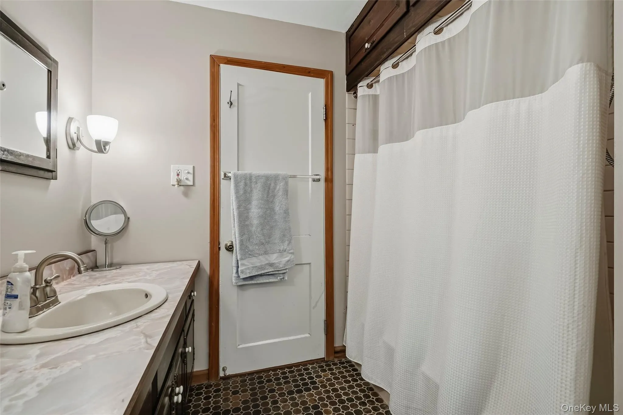 929 Freedom Plains Road, La Grange, NY, 3 Bedrooms Bedrooms, 6 Rooms Rooms,1 BathroomBathrooms,Residential,For Rent,Freedom Plains,0,1042347 929 Freedom Plains Road, La Grange, NY, 3 Bedrooms Bedrooms, 6 Rooms Rooms,1 BathroomBathrooms,Residential,For Rent,Freedom Plains,0,1042347
