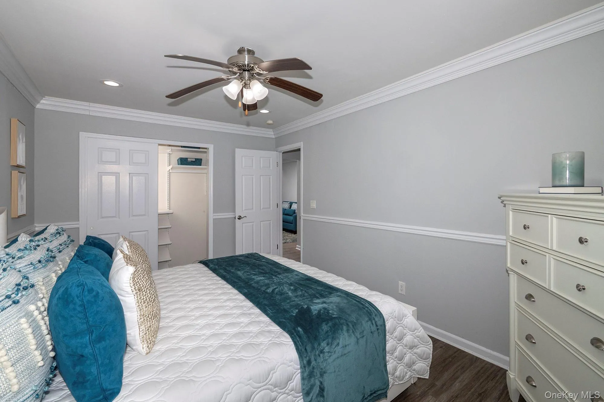 3-4B Dark Hollow Road, Brookhaven, NY, 1 Bedroom Bedrooms, 4 Rooms Rooms,1 BathroomBathrooms,Residential Lease,For Rent,Dark Hollow,0,1042352 3-4B Dark Hollow Road, Brookhaven, NY, 1 Bedroom Bedrooms, 4 Rooms Rooms,1 BathroomBathrooms,Residential Lease,For Rent,Dark Hollow,0,1042352