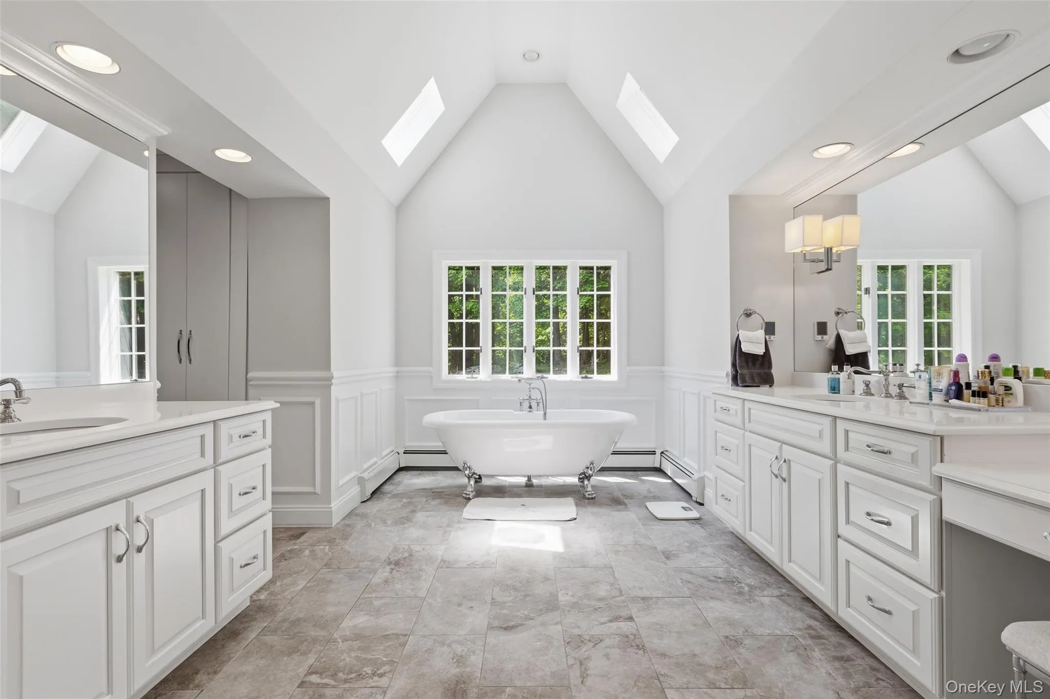 24 Meadow Hill Place, North Castle, NY, 5 Bedrooms Bedrooms, 15 Rooms Rooms,6 BathroomsBathrooms,Residential,For Rent,Meadow Hill,0,1042358 24 Meadow Hill Place, North Castle, NY, 5 Bedrooms Bedrooms, 15 Rooms Rooms,6 BathroomsBathrooms,Residential,For Rent,Meadow Hill,0,1042358