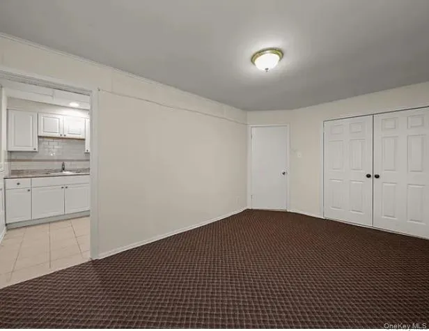 5942 164th Street, New York, NY, 1 Bedroom Bedrooms, 3 Rooms Rooms,1 BathroomBathrooms,Residential Lease,For Rent,164th,0,1042361 5942 164th Street, New York, NY, 1 Bedroom Bedrooms, 3 Rooms Rooms,1 BathroomBathrooms,Residential Lease,For Rent,164th,0,1042361
