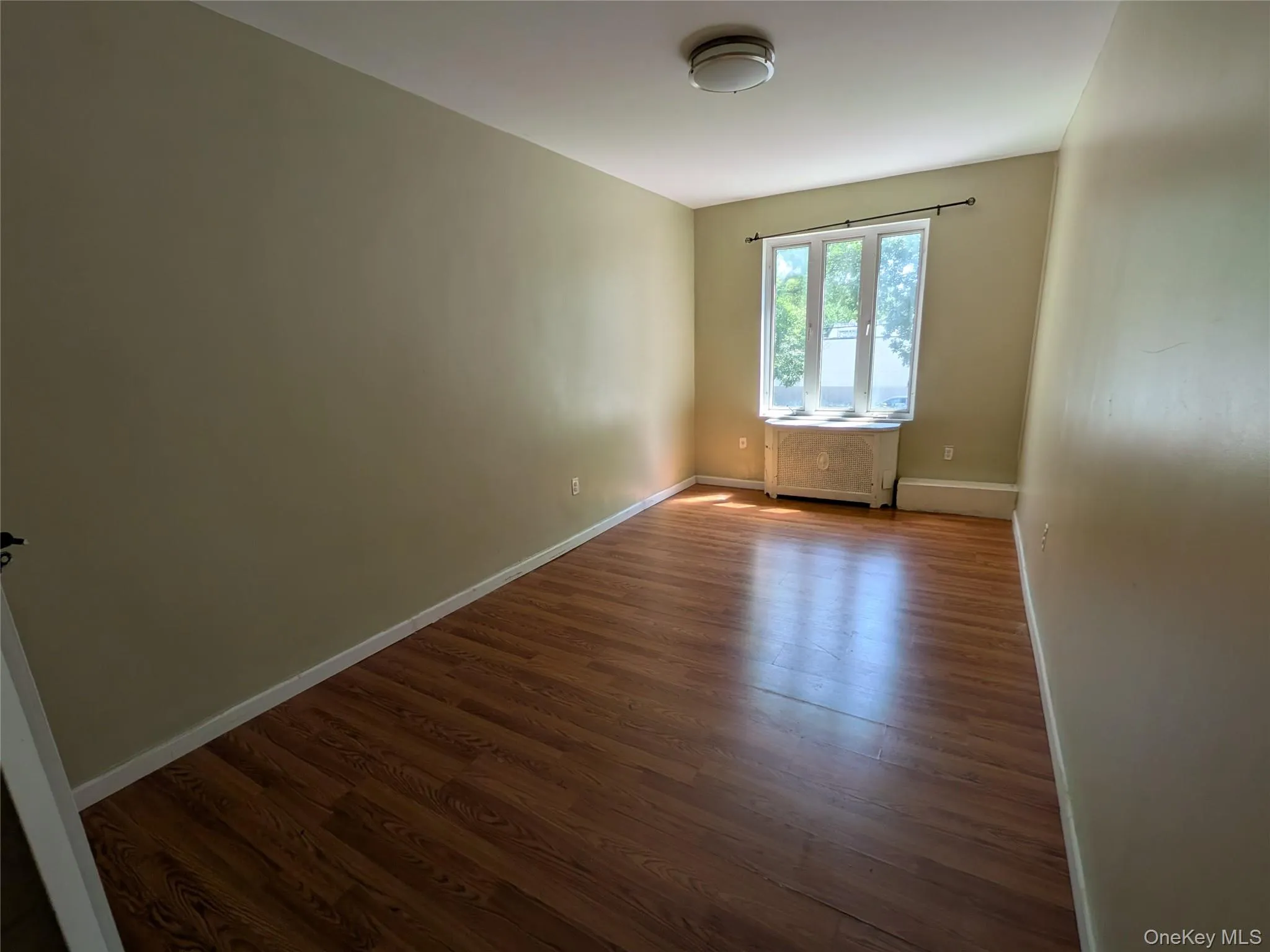 206-07 Hillside Avenue, New York, NY, 2 Bedrooms Bedrooms, 3 Rooms Rooms,1 BathroomBathrooms,Residential Lease,For Rent,Hillside,0,1042362 206-07 Hillside Avenue, New York, NY, 2 Bedrooms Bedrooms, 3 Rooms Rooms,1 BathroomBathrooms,Residential Lease,For Rent,Hillside,0,1042362