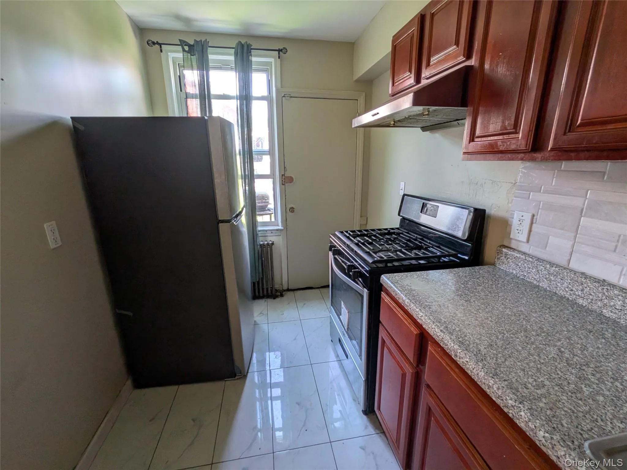 206-07 Hillside Avenue, New York, NY, 2 Bedrooms Bedrooms, 3 Rooms Rooms,1 BathroomBathrooms,Residential Lease,For Rent,Hillside,0,1042362 206-07 Hillside Avenue, New York, NY, 2 Bedrooms Bedrooms, 3 Rooms Rooms,1 BathroomBathrooms,Residential Lease,For Rent,Hillside,0,1042362