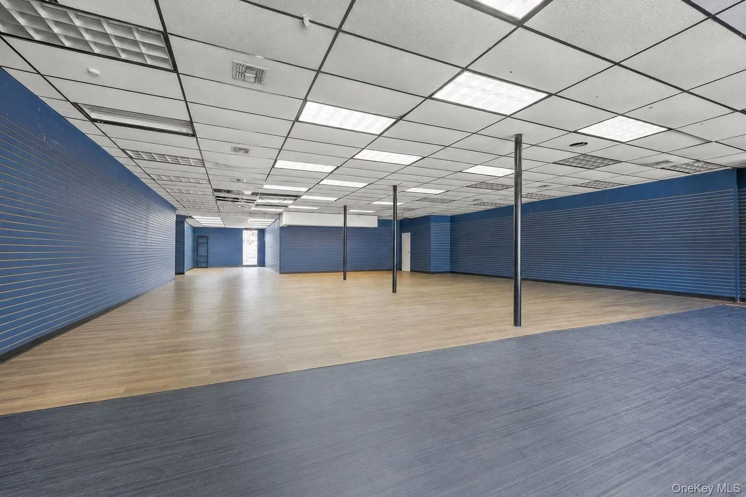 3-5 Northern Blvd, North Hempstead, NY, ,Commercial Lease,For Rent,Northern Blvd,0,1042365 3-5 Northern Blvd, North Hempstead, NY, ,Commercial Lease,For Rent,Northern Blvd,0,1042365