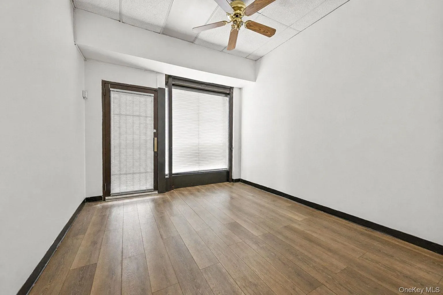 3-5 Northern Blvd, North Hempstead, NY, ,Commercial Lease,For Rent,Northern Blvd,0,1042365 3-5 Northern Blvd, North Hempstead, NY, ,Commercial Lease,For Rent,Northern Blvd,0,1042365