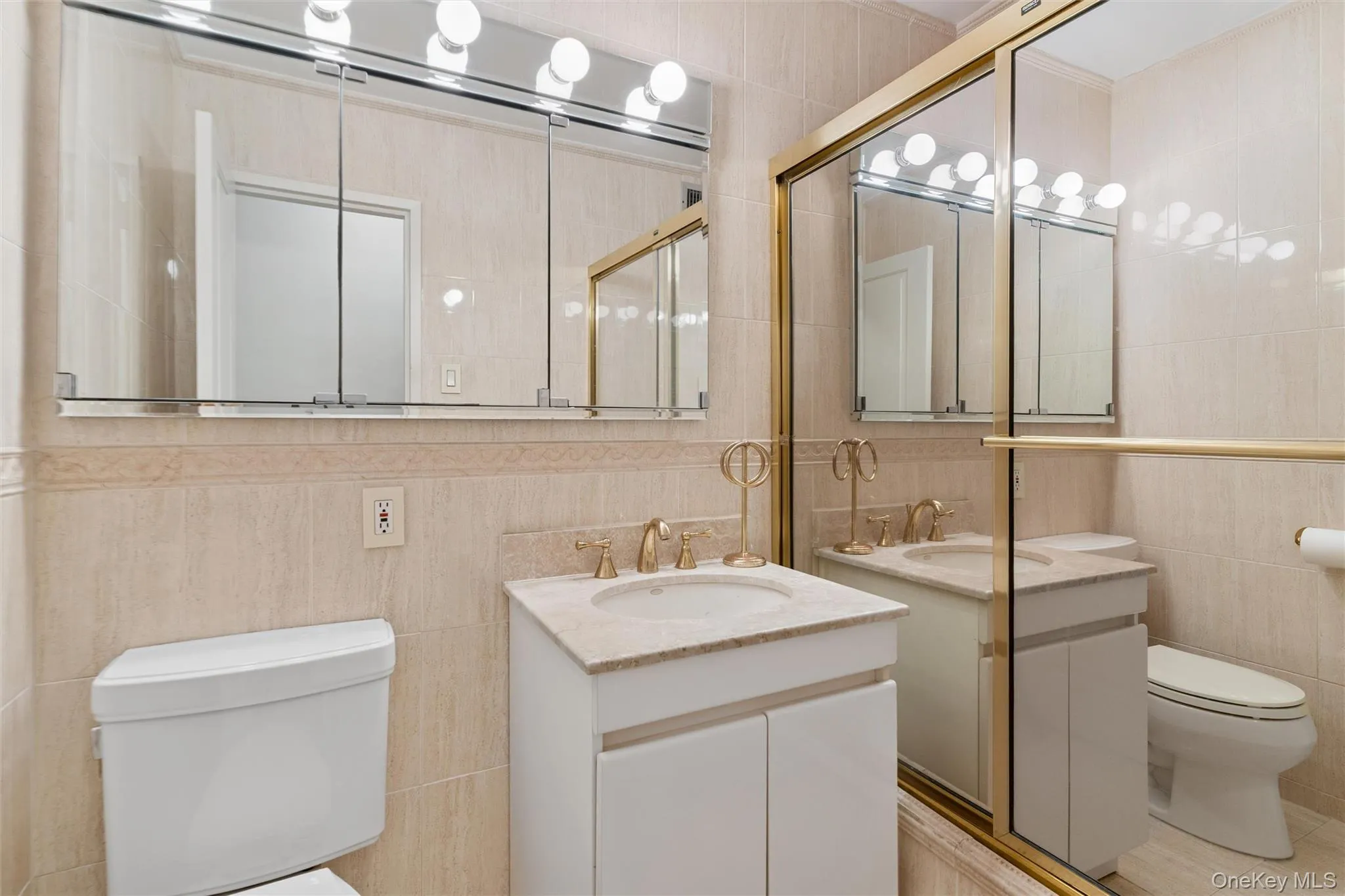 Guest Full Bathroom Guest Full Bathroom