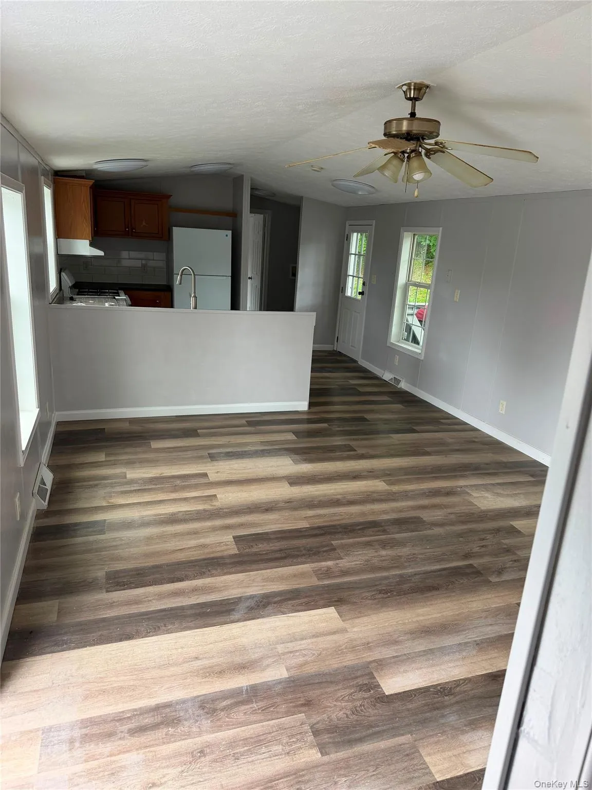 5195 State Route 52, Wawarsing, NY, 3 Bedrooms Bedrooms, 5 Rooms Rooms,1 BathroomBathrooms,Residential Lease,For Rent,State Route 52,0,1042369 5195 State Route 52, Wawarsing, NY, 3 Bedrooms Bedrooms, 5 Rooms Rooms,1 BathroomBathrooms,Residential Lease,For Rent,State Route 52,0,1042369