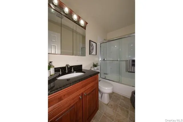 72 Mount Vernon Avenue, Brookhaven, NY, 2 Bedrooms Bedrooms, 5 Rooms Rooms,1 BathroomBathrooms,Residential Lease,For Rent,Mount Vernon,0,1042378 72 Mount Vernon Avenue, Brookhaven, NY, 2 Bedrooms Bedrooms, 5 Rooms Rooms,1 BathroomBathrooms,Residential Lease,For Rent,Mount Vernon,0,1042378