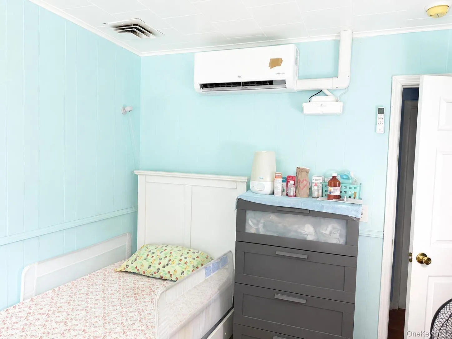 431 Blue Point Road, Brookhaven, NY, 4 Bedrooms Bedrooms, 7 Rooms Rooms,2 BathroomsBathrooms,Residential,For Rent,Blue Point,0,1042380 431 Blue Point Road, Brookhaven, NY, 4 Bedrooms Bedrooms, 7 Rooms Rooms,2 BathroomsBathrooms,Residential,For Rent,Blue Point,0,1042380
