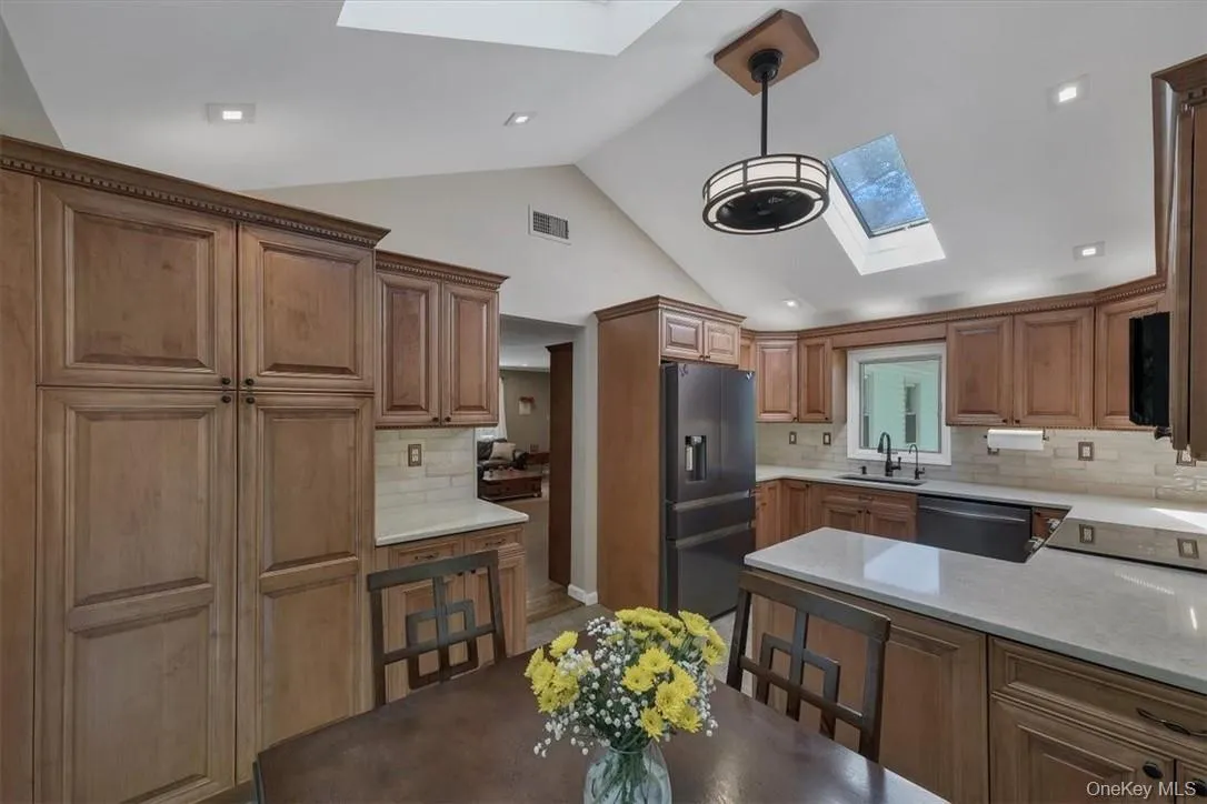 13 Split Rock Road, Carmel, NY, 3 Bedrooms Bedrooms, 7 Rooms Rooms,2 BathroomsBathrooms,Residential Lease,For Rent,Split Rock,0,1042386 13 Split Rock Road, Carmel, NY, 3 Bedrooms Bedrooms, 7 Rooms Rooms,2 BathroomsBathrooms,Residential Lease,For Rent,Split Rock,0,1042386
