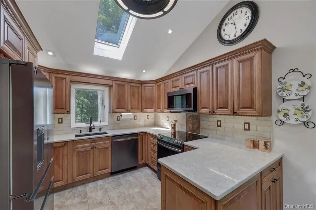 13 Split Rock Road, Carmel, NY, 3 Bedrooms Bedrooms, 7 Rooms Rooms,2 BathroomsBathrooms,Residential Lease,For Rent,Split Rock,0,1042386 13 Split Rock Road, Carmel, NY, 3 Bedrooms Bedrooms, 7 Rooms Rooms,2 BathroomsBathrooms,Residential Lease,For Rent,Split Rock,0,1042386
