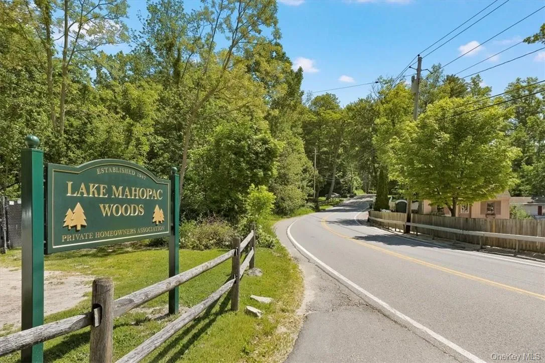 13 Split Rock Road, Carmel, NY, 3 Bedrooms Bedrooms, 7 Rooms Rooms,2 BathroomsBathrooms,Residential Lease,For Rent,Split Rock,0,1042386 13 Split Rock Road, Carmel, NY, 3 Bedrooms Bedrooms, 7 Rooms Rooms,2 BathroomsBathrooms,Residential Lease,For Rent,Split Rock,0,1042386