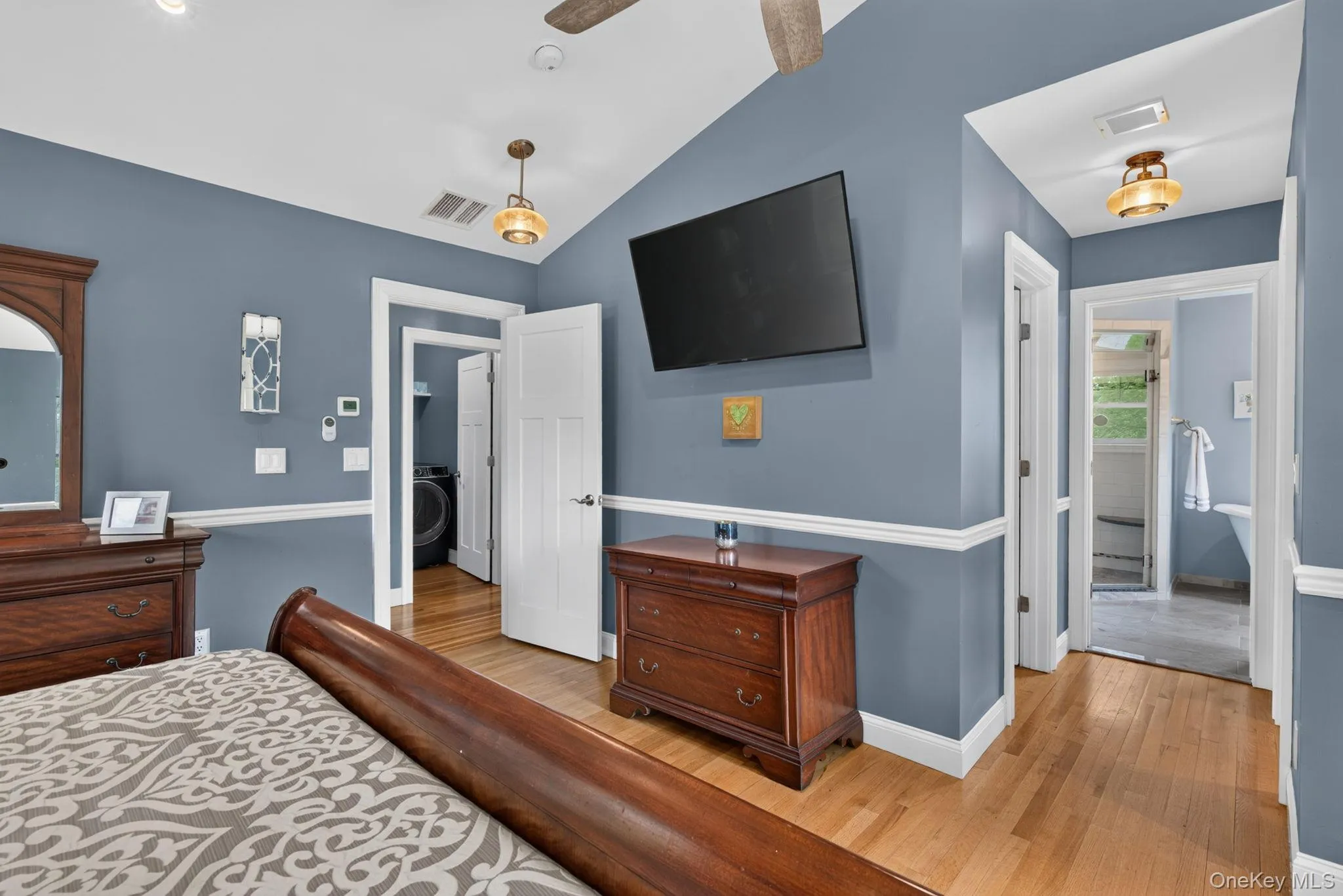 42 Colonial Avenue, Warwick (town), NY, 3 Bedrooms Bedrooms, 14 Rooms Rooms,2 BathroomsBathrooms,Residential,For Rent,Colonial,0,1042388 42 Colonial Avenue, Warwick (town), NY, 3 Bedrooms Bedrooms, 14 Rooms Rooms,2 BathroomsBathrooms,Residential,For Rent,Colonial,0,1042388