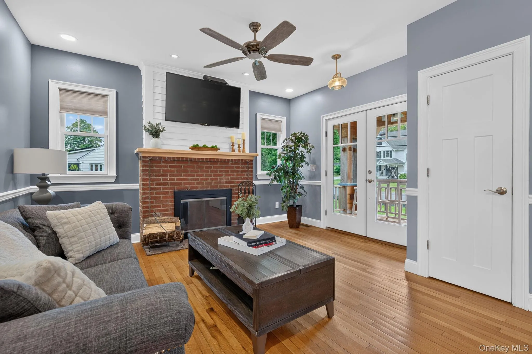 42 Colonial Avenue, Warwick (town), NY, 3 Bedrooms Bedrooms, 14 Rooms Rooms,2 BathroomsBathrooms,Residential,For Rent,Colonial,0,1042388 42 Colonial Avenue, Warwick (town), NY, 3 Bedrooms Bedrooms, 14 Rooms Rooms,2 BathroomsBathrooms,Residential,For Rent,Colonial,0,1042388
