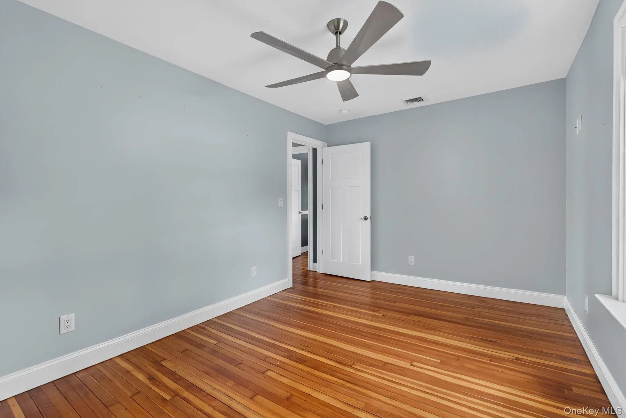42 Colonial Avenue, Warwick (town), NY, 3 Bedrooms Bedrooms, 14 Rooms Rooms,2 BathroomsBathrooms,Residential,For Rent,Colonial,0,1042388 42 Colonial Avenue, Warwick (town), NY, 3 Bedrooms Bedrooms, 14 Rooms Rooms,2 BathroomsBathrooms,Residential,For Rent,Colonial,0,1042388