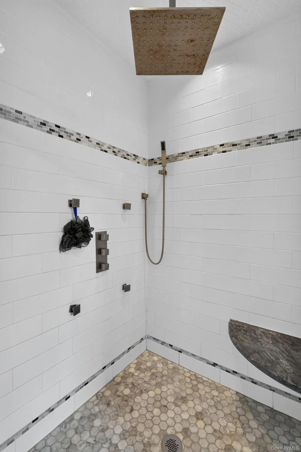 42 Colonial Avenue, Warwick (town), NY, 3 Bedrooms Bedrooms, 14 Rooms Rooms,2 BathroomsBathrooms,Residential,For Rent,Colonial,0,1042388 42 Colonial Avenue, Warwick (town), NY, 3 Bedrooms Bedrooms, 14 Rooms Rooms,2 BathroomsBathrooms,Residential,For Rent,Colonial,0,1042388