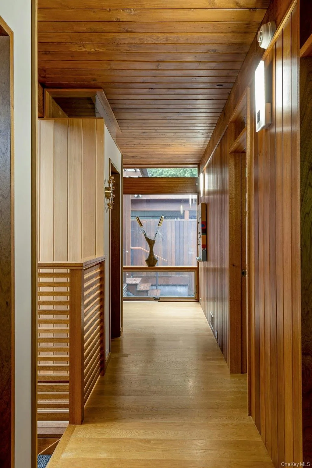 Gracious hallway to the bedroom wing Gracious hallway to the bedroom wing