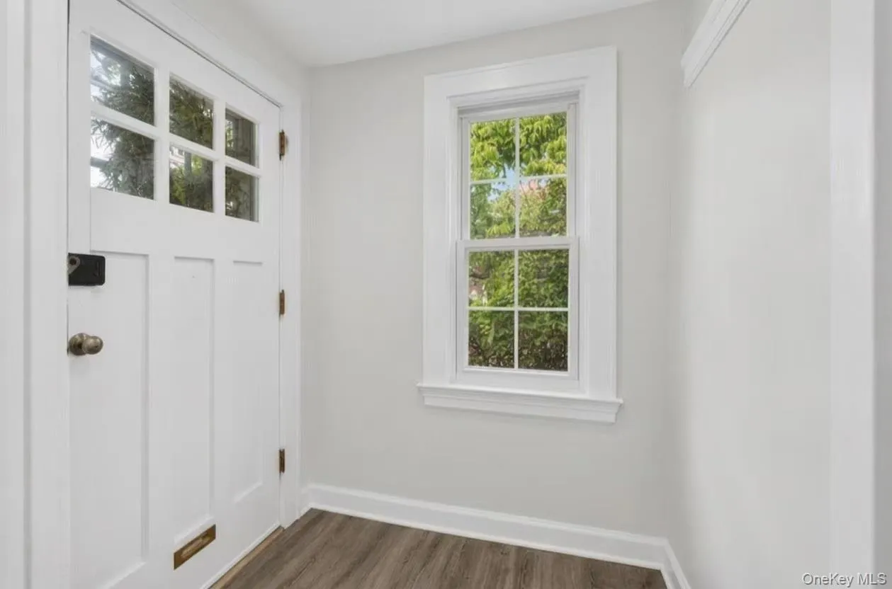 26 Van Nostrand Court, New York, NY, 4 Bedrooms Bedrooms, 7 Rooms Rooms,1 BathroomBathrooms,Residential,For Rent,Van Nostrand,0,1042392 26 Van Nostrand Court, New York, NY, 4 Bedrooms Bedrooms, 7 Rooms Rooms,1 BathroomBathrooms,Residential,For Rent,Van Nostrand,0,1042392