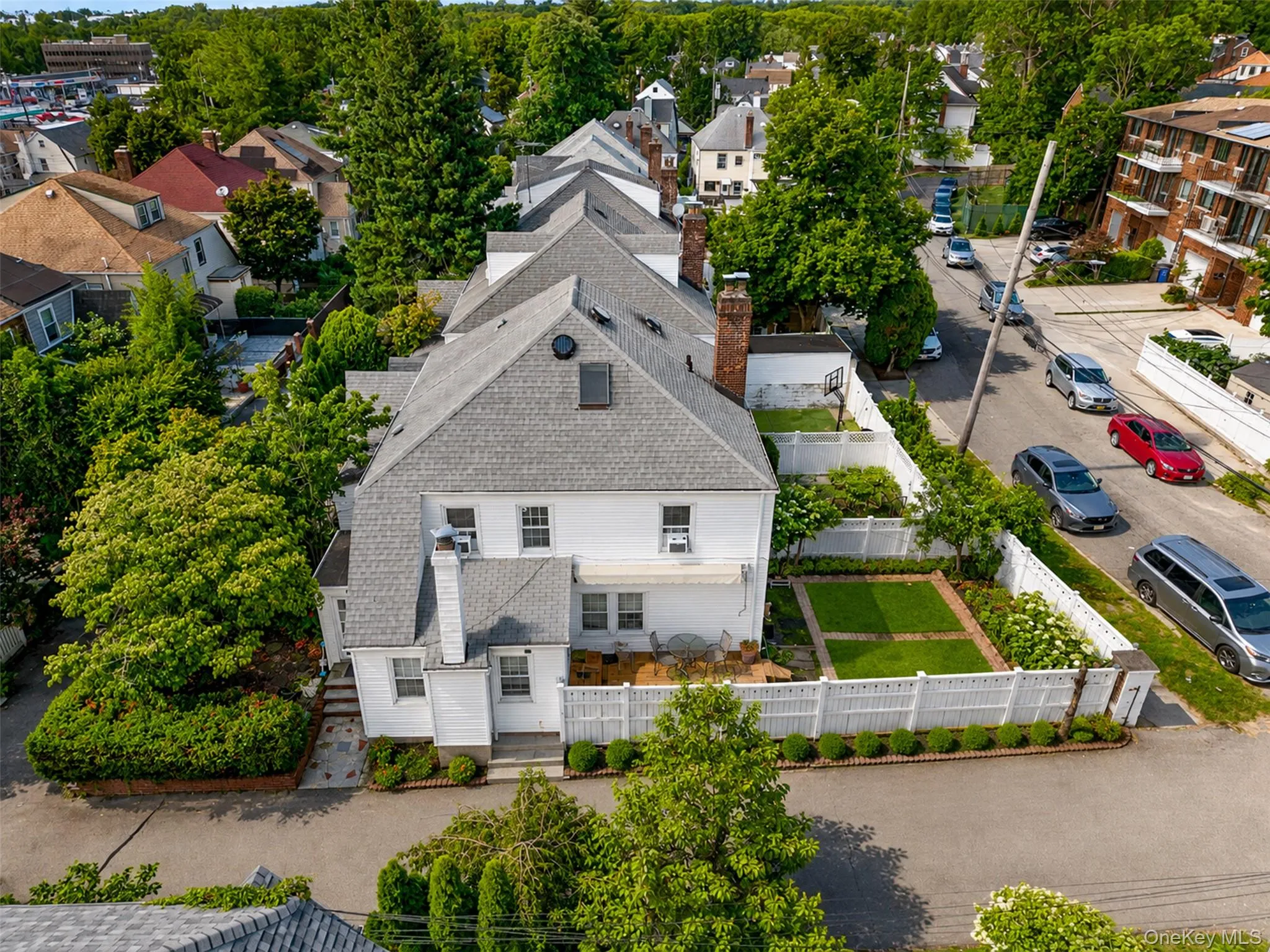 26 Van Nostrand Court, New York, NY, 4 Bedrooms Bedrooms, 7 Rooms Rooms,1 BathroomBathrooms,Residential,For Rent,Van Nostrand,0,1042392 26 Van Nostrand Court, New York, NY, 4 Bedrooms Bedrooms, 7 Rooms Rooms,1 BathroomBathrooms,Residential,For Rent,Van Nostrand,0,1042392