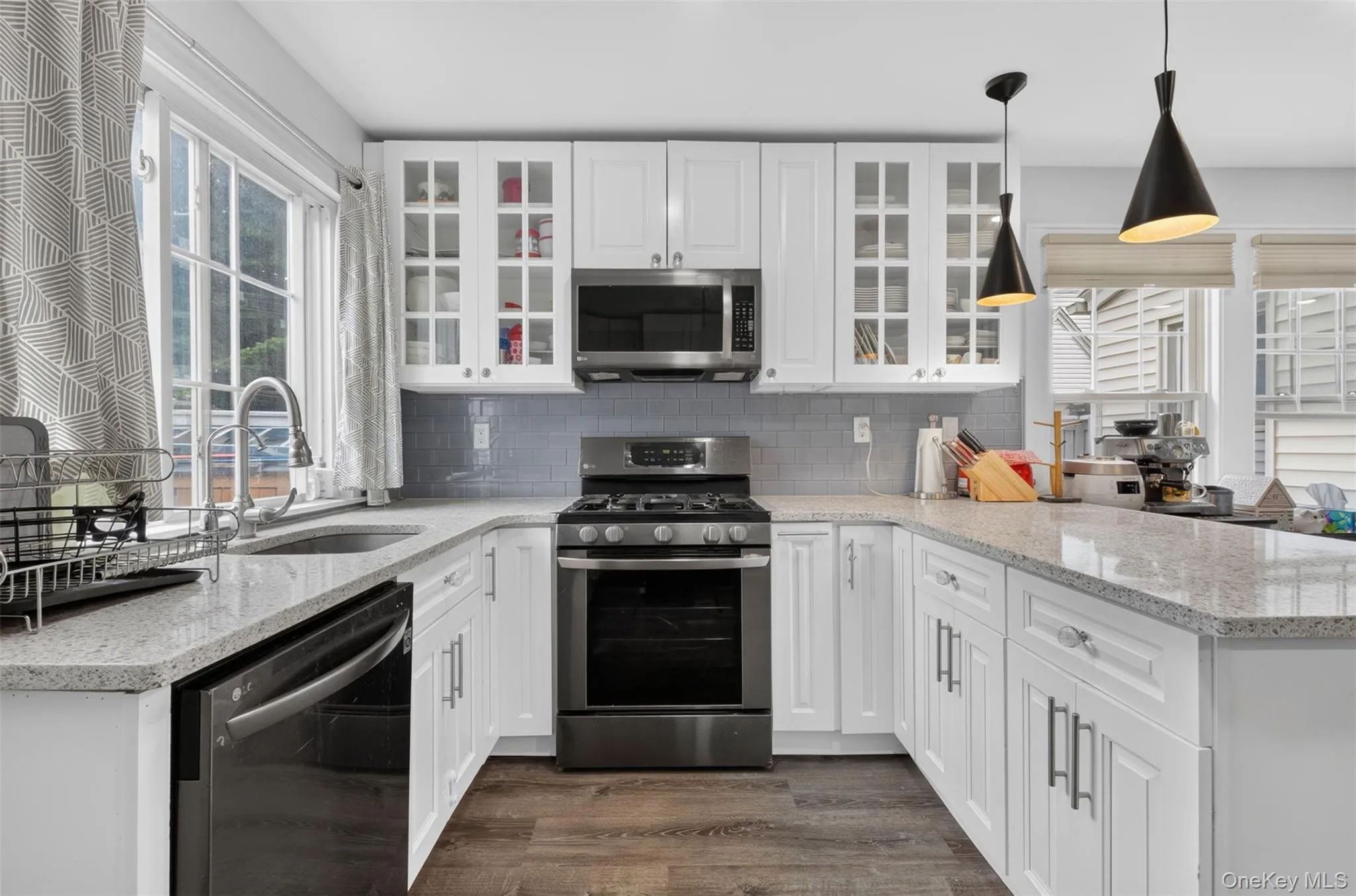 26 Van Nostrand Court, New York, NY, 4 Bedrooms Bedrooms, 7 Rooms Rooms,1 BathroomBathrooms,Residential,For Rent,Van Nostrand,0,1042392 26 Van Nostrand Court, New York, NY, 4 Bedrooms Bedrooms, 7 Rooms Rooms,1 BathroomBathrooms,Residential,For Rent,Van Nostrand,0,1042392