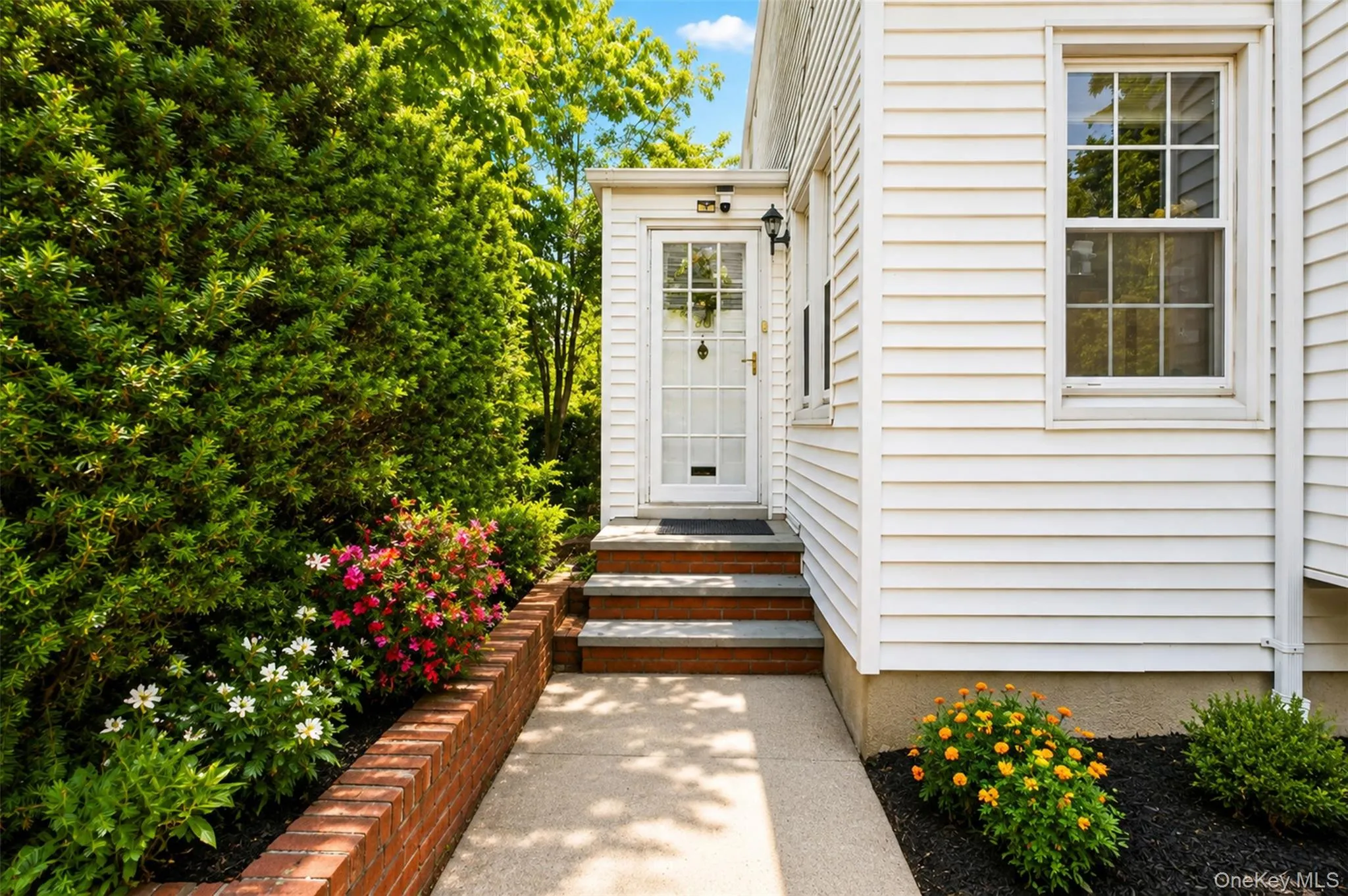 26 Van Nostrand Court, New York, NY, 4 Bedrooms Bedrooms, 7 Rooms Rooms,1 BathroomBathrooms,Residential,For Rent,Van Nostrand,0,1042392 26 Van Nostrand Court, New York, NY, 4 Bedrooms Bedrooms, 7 Rooms Rooms,1 BathroomBathrooms,Residential,For Rent,Van Nostrand,0,1042392