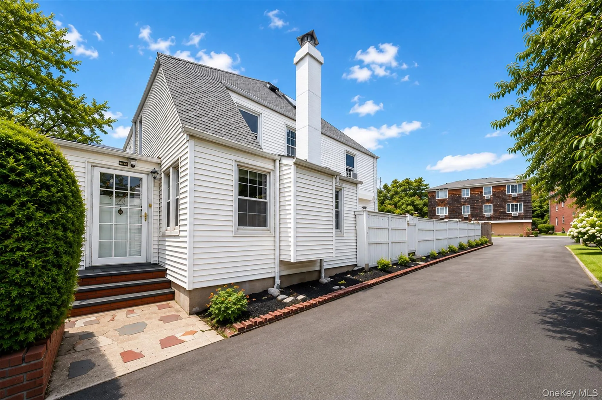 26 Van Nostrand Court, New York, NY, 4 Bedrooms Bedrooms, 7 Rooms Rooms,1 BathroomBathrooms,Residential,For Rent,Van Nostrand,0,1042392 26 Van Nostrand Court, New York, NY, 4 Bedrooms Bedrooms, 7 Rooms Rooms,1 BathroomBathrooms,Residential,For Rent,Van Nostrand,0,1042392