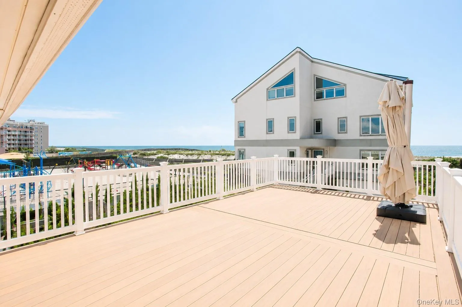 762 Shore Road, Long Beach, NY, 2 Bedrooms Bedrooms, 4 Rooms Rooms,1 BathroomBathrooms,Residential Lease,For Rent,Shore,0,1042393 762 Shore Road, Long Beach, NY, 2 Bedrooms Bedrooms, 4 Rooms Rooms,1 BathroomBathrooms,Residential Lease,For Rent,Shore,0,1042393
