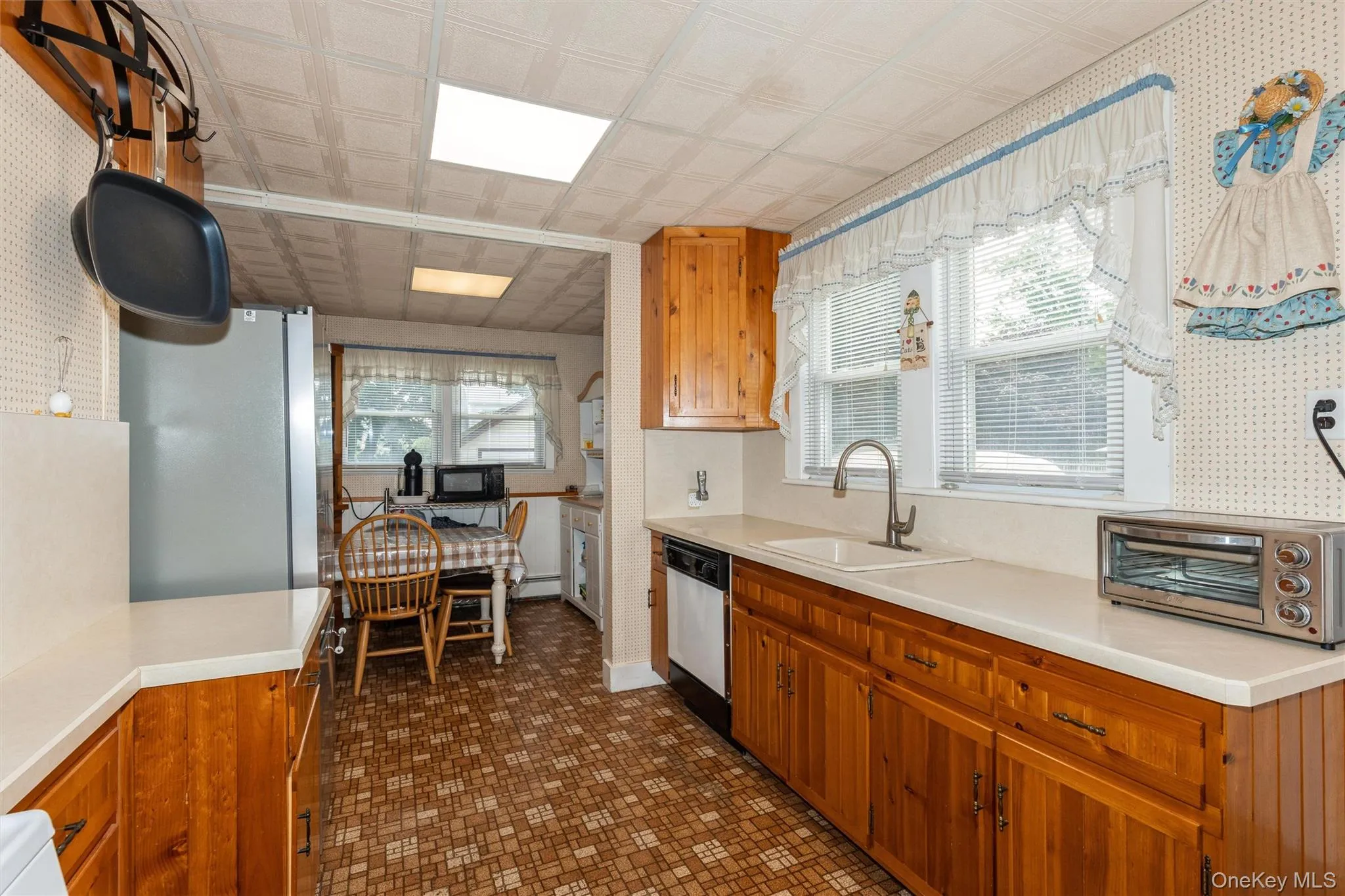 10 Driscoll Avenue, Hempstead, NY, 2 Bedrooms Bedrooms, 6 Rooms Rooms,2 BathroomsBathrooms,Residential,For Rent,Driscoll,0,1042395 10 Driscoll Avenue, Hempstead, NY, 2 Bedrooms Bedrooms, 6 Rooms Rooms,2 BathroomsBathrooms,Residential,For Rent,Driscoll,0,1042395