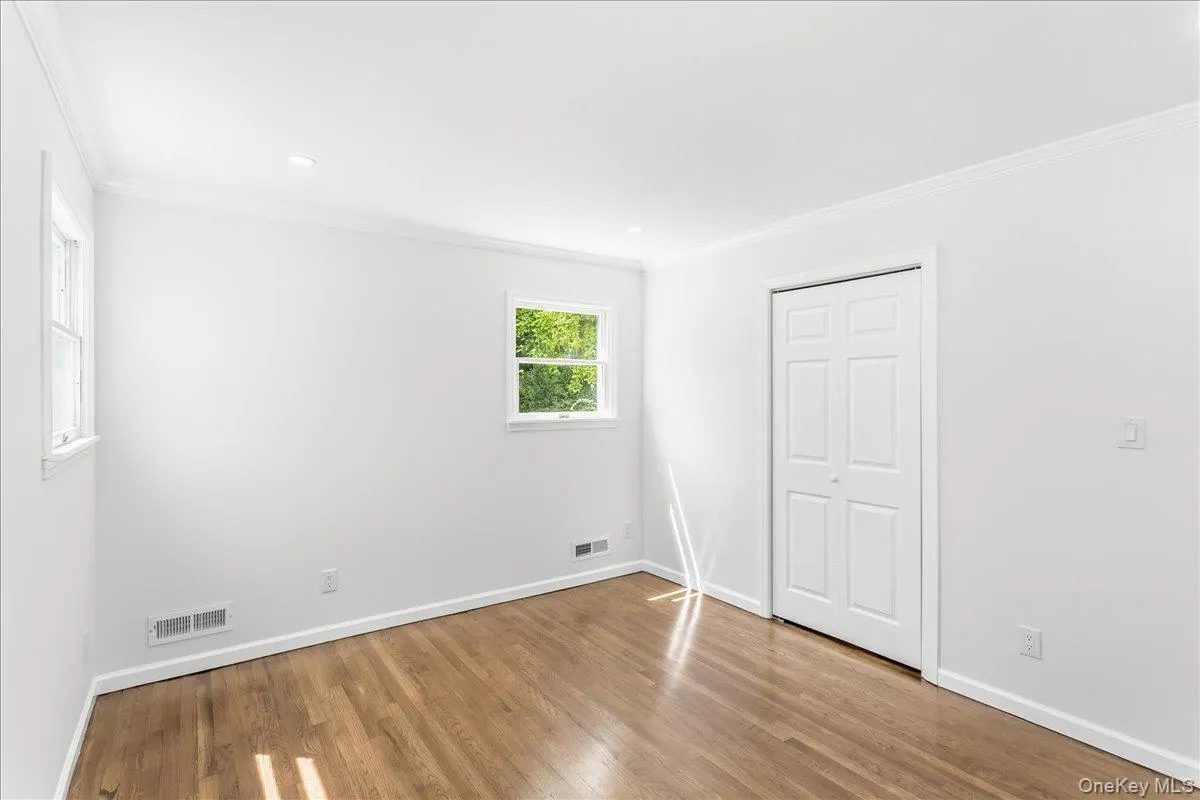 260 24th Street, Babylon, NY, 4 Bedrooms Bedrooms, 10 Rooms Rooms,1 BathroomBathrooms,Residential,For Rent,24th,0,1042400 260 24th Street, Babylon, NY, 4 Bedrooms Bedrooms, 10 Rooms Rooms,1 BathroomBathrooms,Residential,For Rent,24th,0,1042400