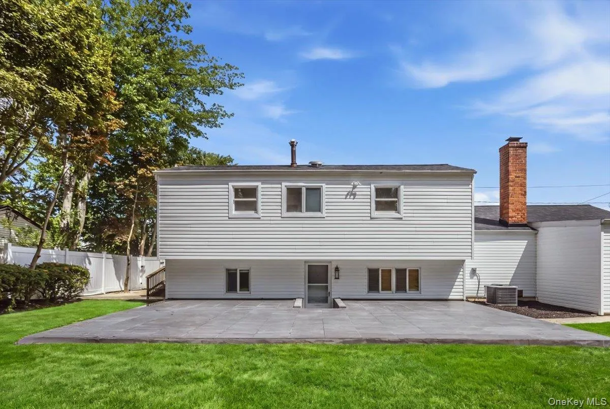 260 24th Street, Babylon, NY, 4 Bedrooms Bedrooms, 10 Rooms Rooms,1 BathroomBathrooms,Residential,For Rent,24th,0,1042400 260 24th Street, Babylon, NY, 4 Bedrooms Bedrooms, 10 Rooms Rooms,1 BathroomBathrooms,Residential,For Rent,24th,0,1042400