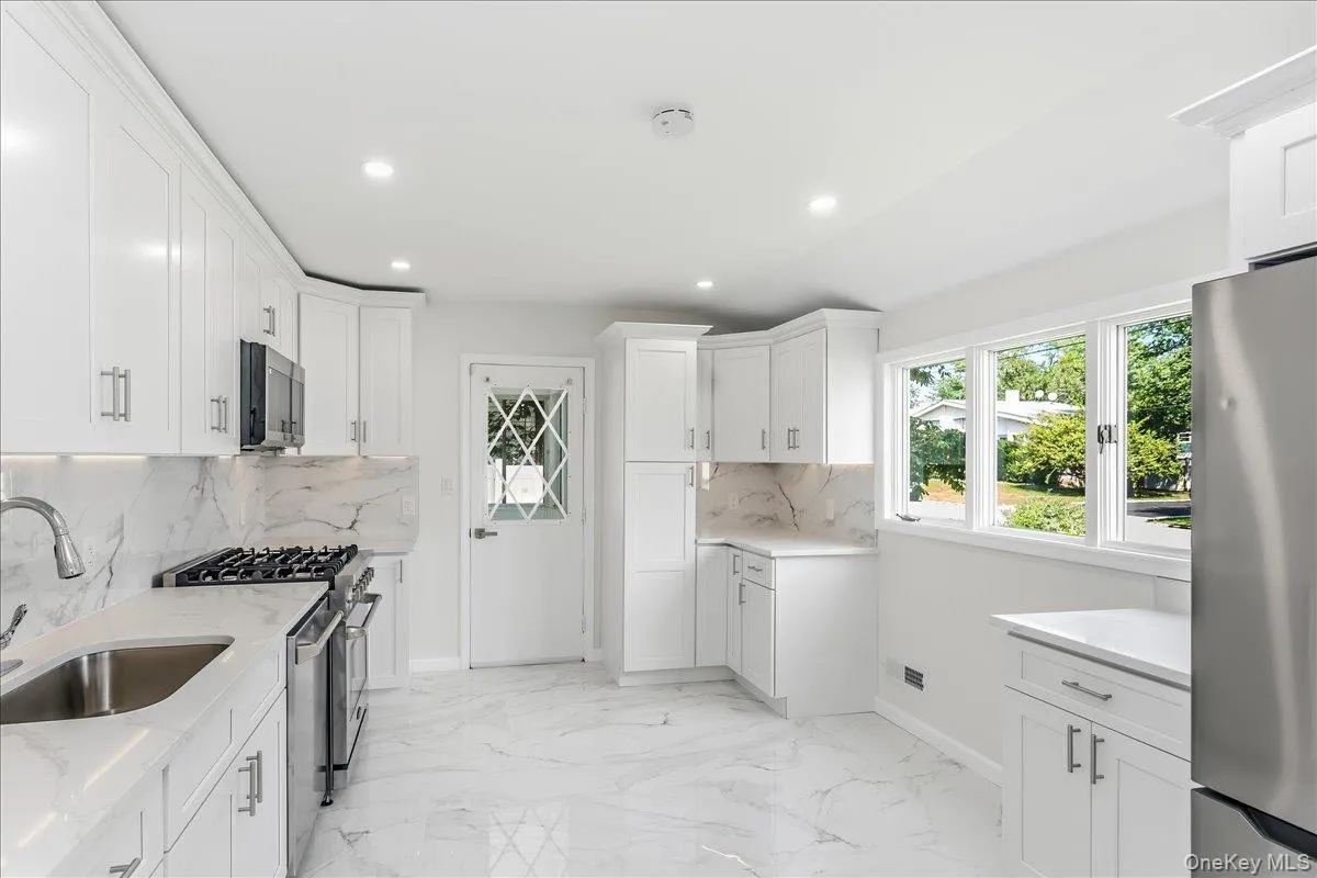 260 24th Street, Babylon, NY, 4 Bedrooms Bedrooms, 10 Rooms Rooms,1 BathroomBathrooms,Residential,For Rent,24th,0,1042400 260 24th Street, Babylon, NY, 4 Bedrooms Bedrooms, 10 Rooms Rooms,1 BathroomBathrooms,Residential,For Rent,24th,0,1042400
