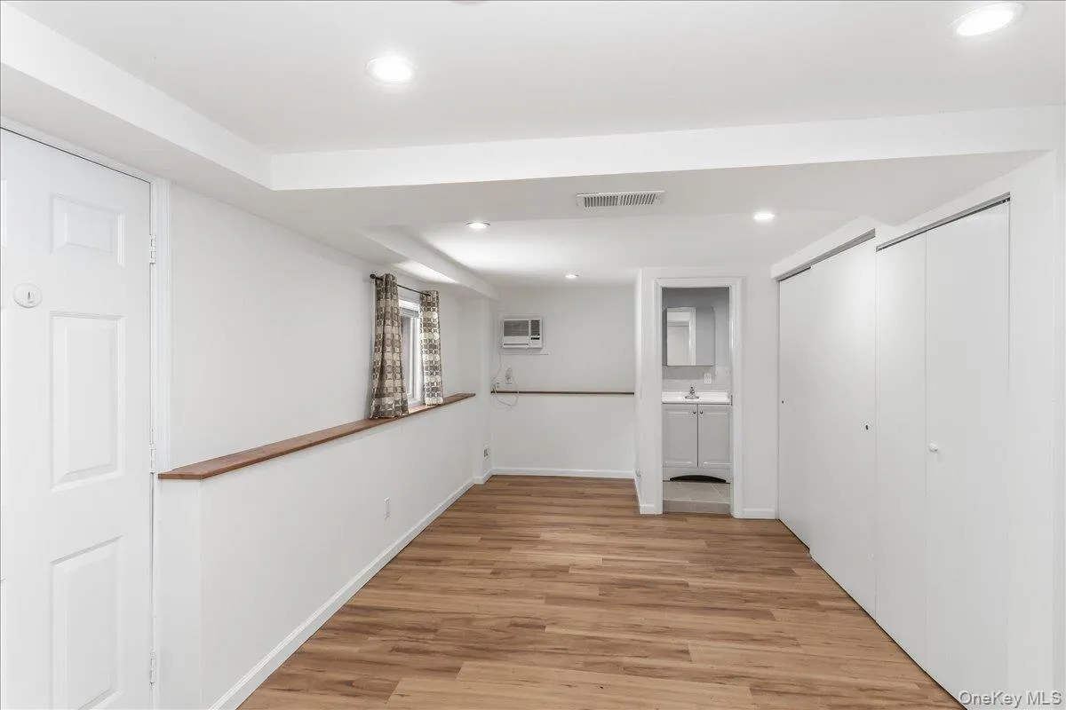 260 24th Street, Babylon, NY, 4 Bedrooms Bedrooms, 10 Rooms Rooms,1 BathroomBathrooms,Residential,For Rent,24th,0,1042400 260 24th Street, Babylon, NY, 4 Bedrooms Bedrooms, 10 Rooms Rooms,1 BathroomBathrooms,Residential,For Rent,24th,0,1042400