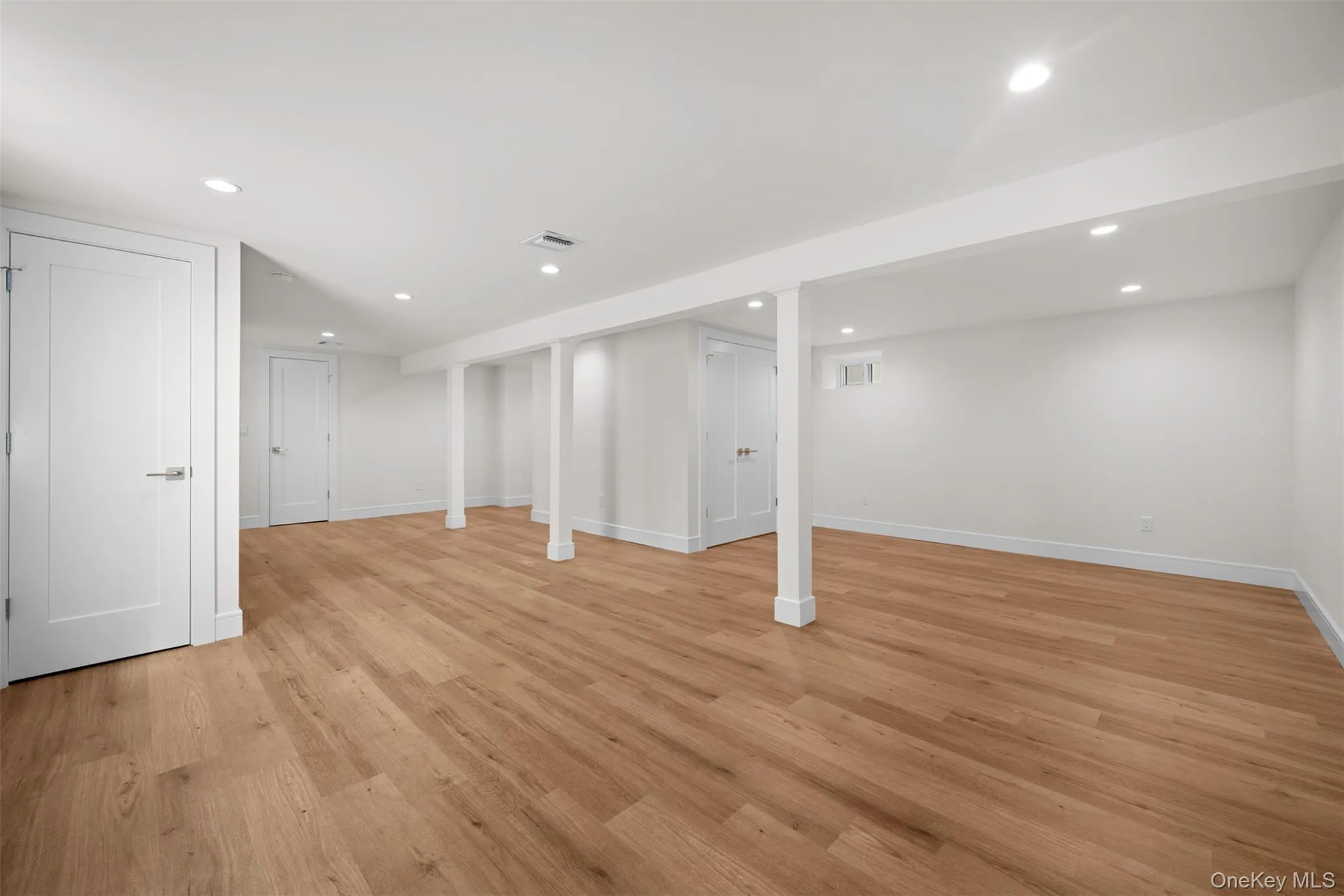 97 Broadmoor Lane, Hempstead, NY, 3 Bedrooms Bedrooms, 8 Rooms Rooms,2 BathroomsBathrooms,Residential,For Rent,Broadmoor,0,1042404 97 Broadmoor Lane, Hempstead, NY, 3 Bedrooms Bedrooms, 8 Rooms Rooms,2 BathroomsBathrooms,Residential,For Rent,Broadmoor,0,1042404