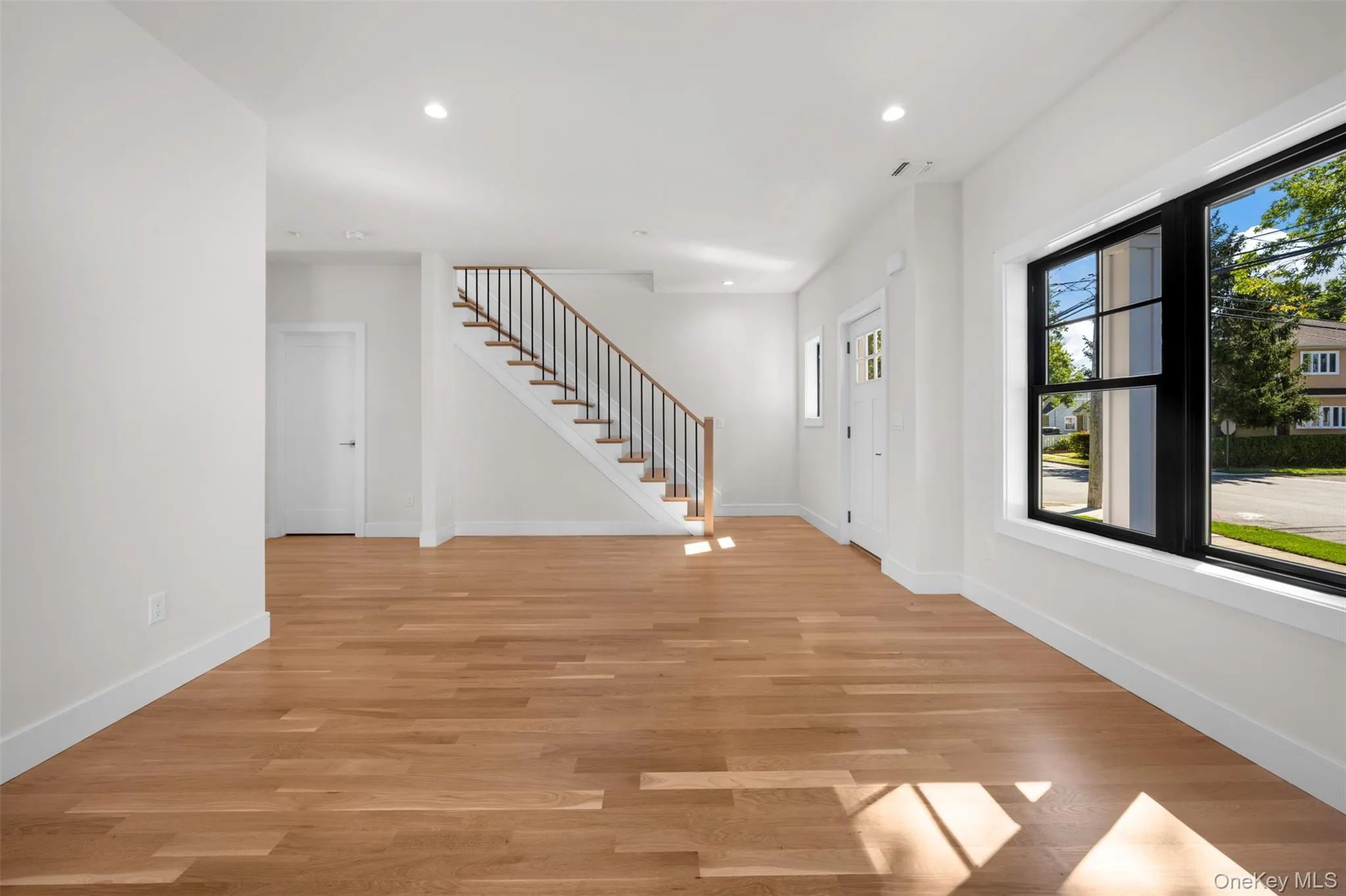 97 Broadmoor Lane, Hempstead, NY, 3 Bedrooms Bedrooms, 8 Rooms Rooms,2 BathroomsBathrooms,Residential,For Rent,Broadmoor,0,1042404 97 Broadmoor Lane, Hempstead, NY, 3 Bedrooms Bedrooms, 8 Rooms Rooms,2 BathroomsBathrooms,Residential,For Rent,Broadmoor,0,1042404