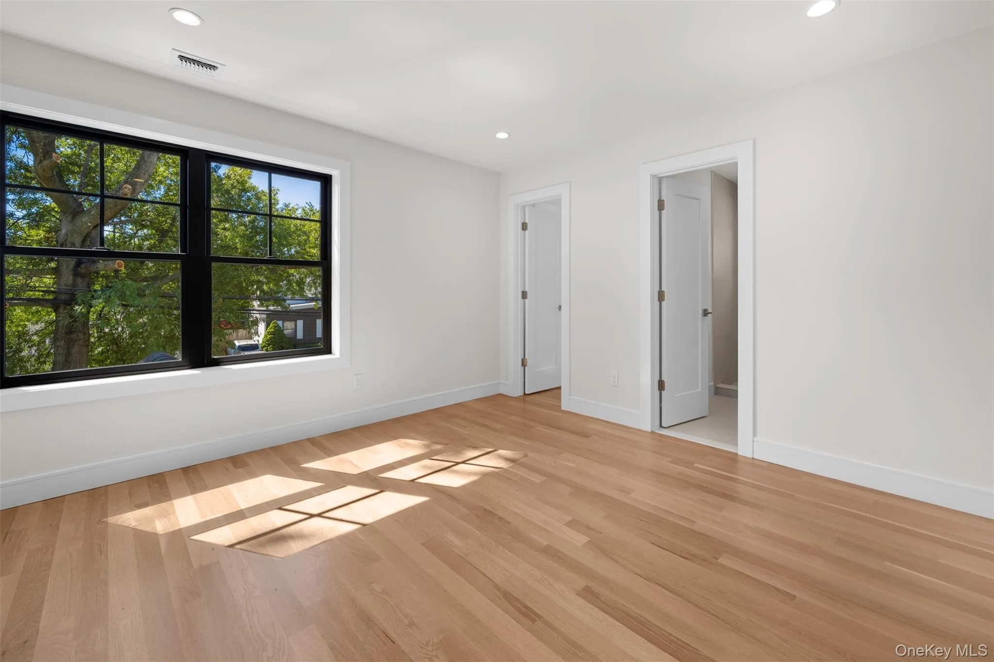 97 Broadmoor Lane, Hempstead, NY, 3 Bedrooms Bedrooms, 8 Rooms Rooms,2 BathroomsBathrooms,Residential,For Rent,Broadmoor,0,1042404 97 Broadmoor Lane, Hempstead, NY, 3 Bedrooms Bedrooms, 8 Rooms Rooms,2 BathroomsBathrooms,Residential,For Rent,Broadmoor,0,1042404