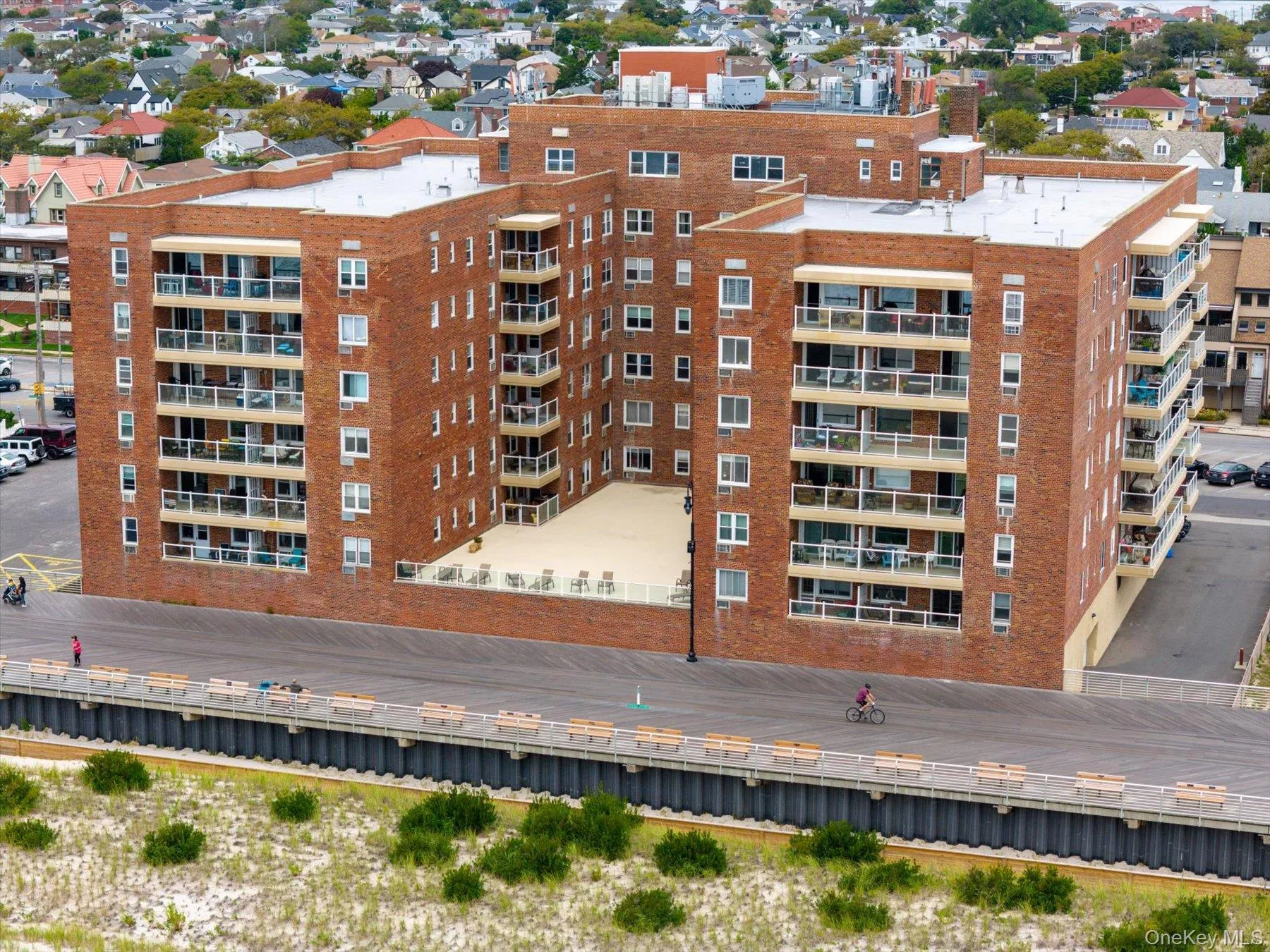 370 West Broadway, Long Beach, NY, 1 Bedroom Bedrooms, 4 Rooms Rooms,1 BathroomBathrooms,Residential Lease,For Rent,West Broadway,0,1042406 370 West Broadway, Long Beach, NY, 1 Bedroom Bedrooms, 4 Rooms Rooms,1 BathroomBathrooms,Residential Lease,For Rent,West Broadway,0,1042406