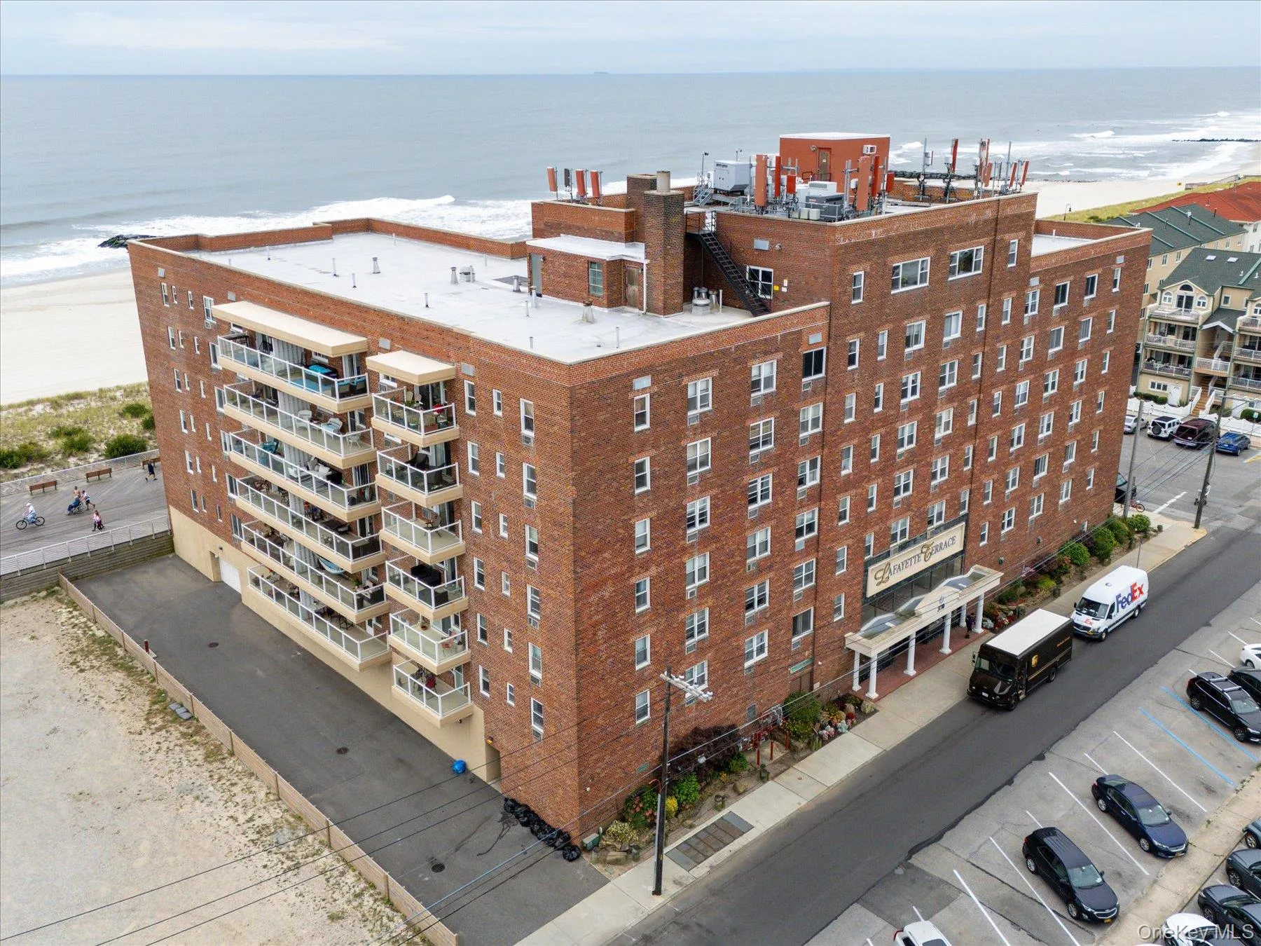 370 West Broadway, Long Beach, NY, 1 Bedroom Bedrooms, 4 Rooms Rooms,1 BathroomBathrooms,Residential Lease,For Rent,West Broadway,0,1042406 370 West Broadway, Long Beach, NY, 1 Bedroom Bedrooms, 4 Rooms Rooms,1 BathroomBathrooms,Residential Lease,For Rent,West Broadway,0,1042406