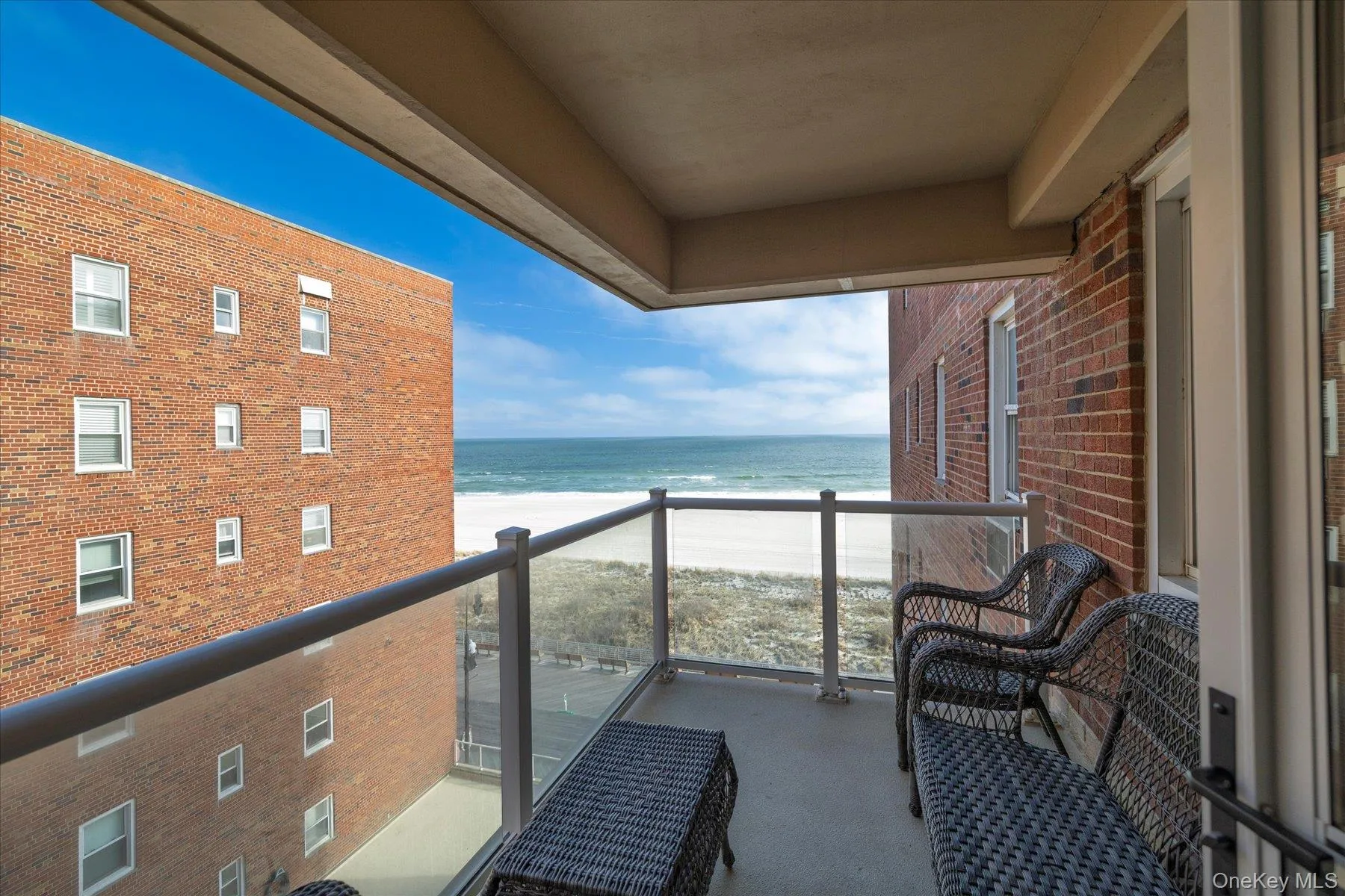 370 West Broadway, Long Beach, NY, 1 Bedroom Bedrooms, 4 Rooms Rooms,1 BathroomBathrooms,Residential Lease,For Rent,West Broadway,0,1042406 370 West Broadway, Long Beach, NY, 1 Bedroom Bedrooms, 4 Rooms Rooms,1 BathroomBathrooms,Residential Lease,For Rent,West Broadway,0,1042406