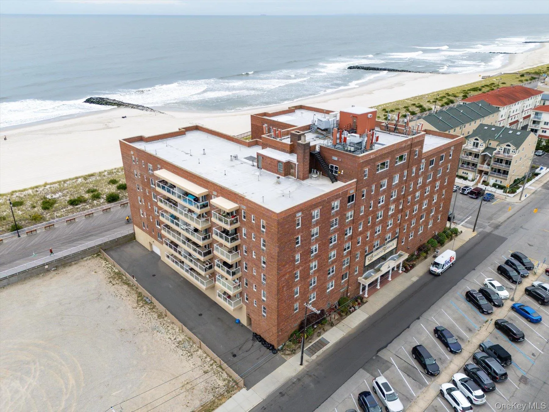 370 West Broadway, Long Beach, NY, 1 Bedroom Bedrooms, 4 Rooms Rooms,1 BathroomBathrooms,Residential Lease,For Rent,West Broadway,0,1042406 370 West Broadway, Long Beach, NY, 1 Bedroom Bedrooms, 4 Rooms Rooms,1 BathroomBathrooms,Residential Lease,For Rent,West Broadway,0,1042406